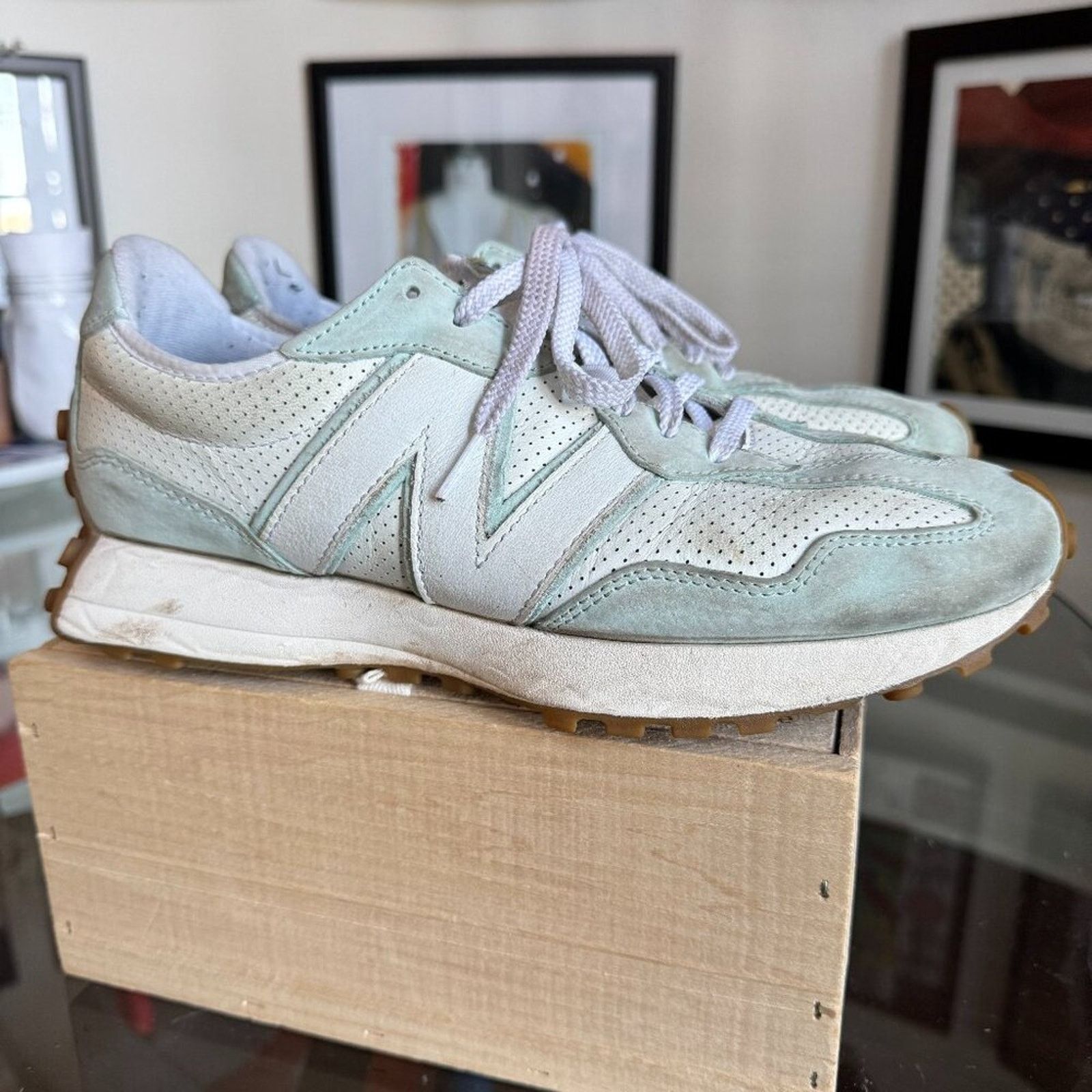New Balance New Balance 327 “Sea Salt / Mint Green”, Men’s 10.5 Size US 10.5 / EU 43-44 - 1 Thumbnail