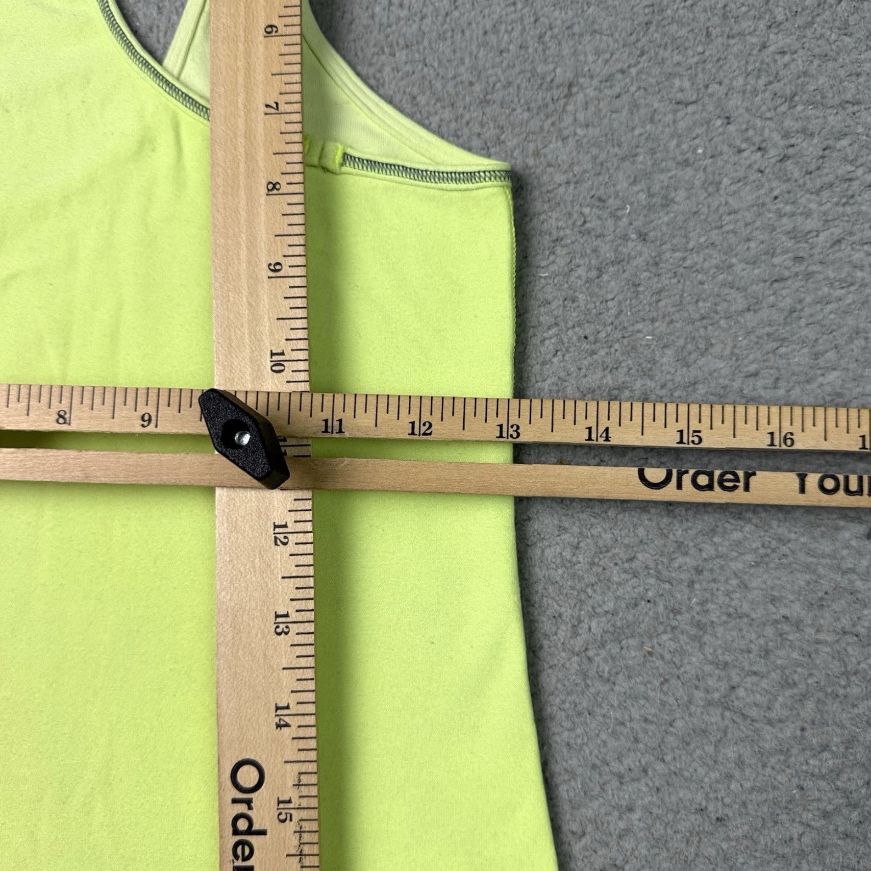 Lululemon Lululemon Top Womens XS Yellow Athletic Racerback Tank Shirt Sleeveless Yoga Casual Gym 90s y2k Green/Yellow Size XS / US 0-2 / IT 36-38 - 3 Thumbnail