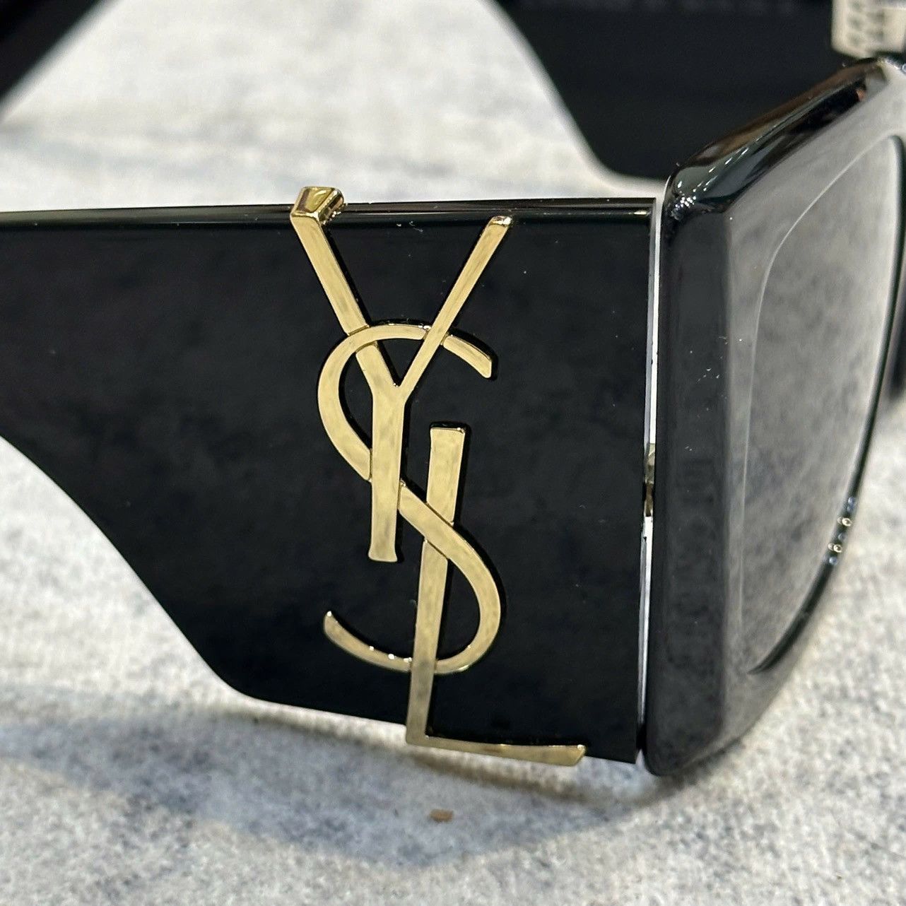Saint Laurent Paris SAINT LAURENT SL M119 BLAZE 001 Size ONE SIZE - 2 Thumbnail