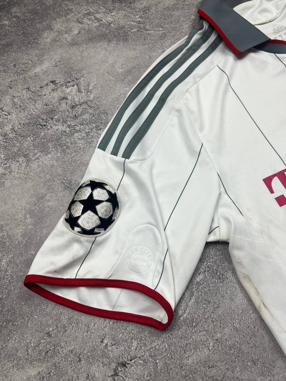 Adidas Bayern Munchen 2009/10 Robben Home Jersey Size US L / EU 52-54 / 3 - 4 Thumbnail