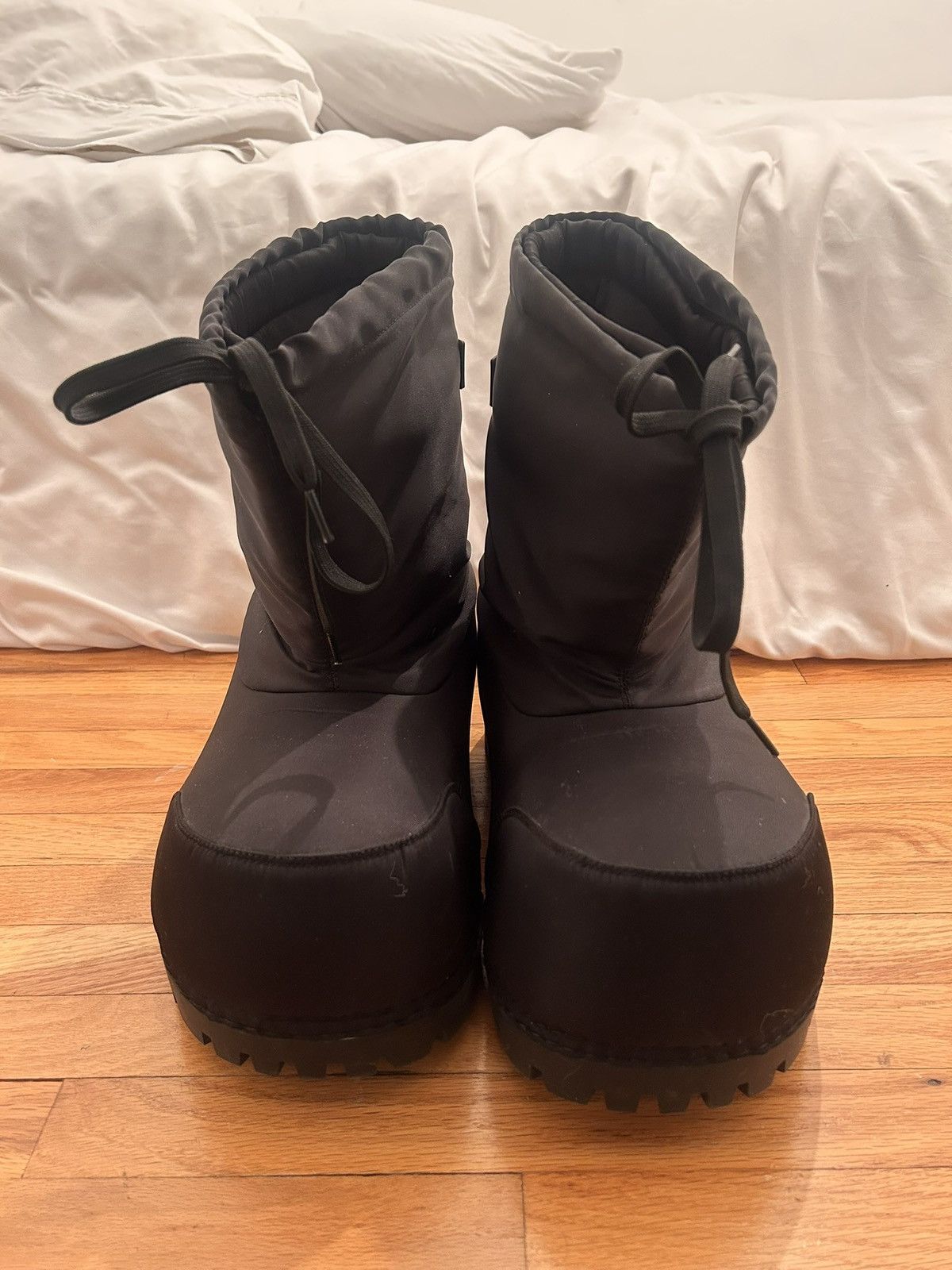 Balenciaga BALENCIAGA ALASKA BOOTS Size US 11 / EU 44 - 2 Thumbnail