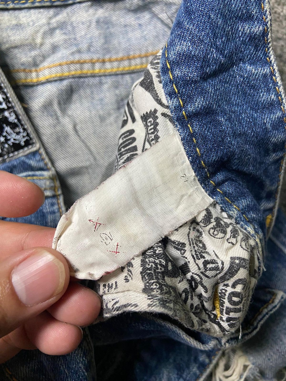 Japanese Brand Co&Lu Brand Distressed Denim Ripped Jeans (158) Size US 32 / EU 48 - 6 Thumbnail