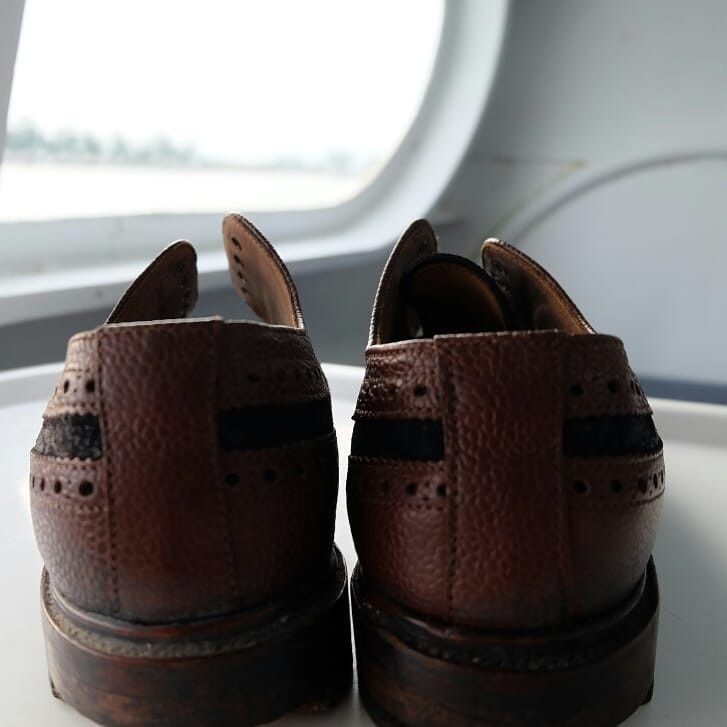 Vintage Wingtip Brogues Handmade and handcrafted in england Size US 5.5 / EU 38 - 5 Thumbnail