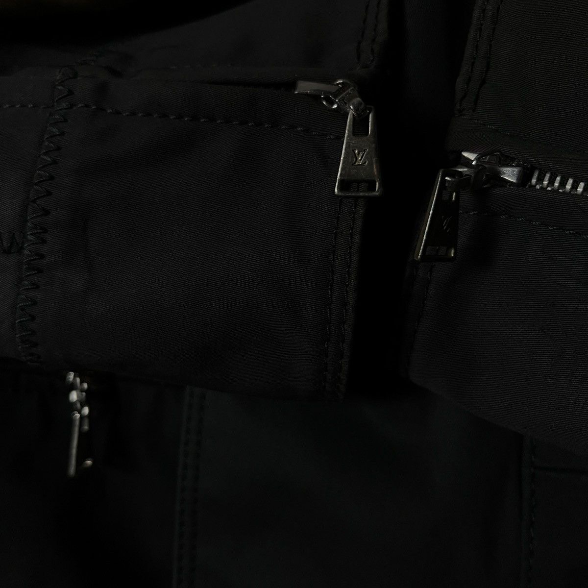 Louis Vuitton Louis Vuitton Black Jacket Size S / US 4 / IT 40 - 4 Thumbnail