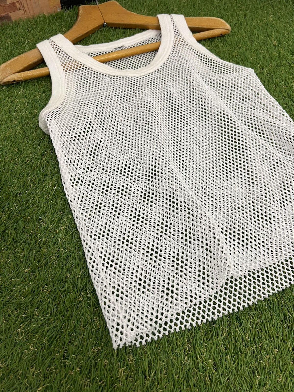 Vintage Vintage 90s Fishnet mesh tank top sleeveless boxy fit Size US S / EU 44-46 / 1 - 5 Thumbnail