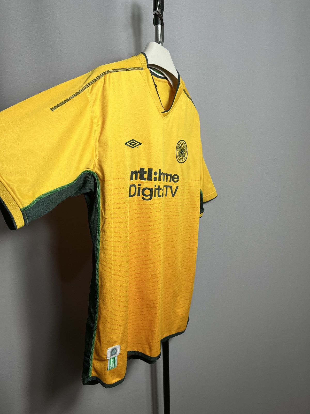 Umbro CELTIC 2002 2003 AWAY FOOTBALL SHIRT SOCCER JERSEY UMBRO VTG Size US XL / EU 56 / 4 - 4 Thumbnail