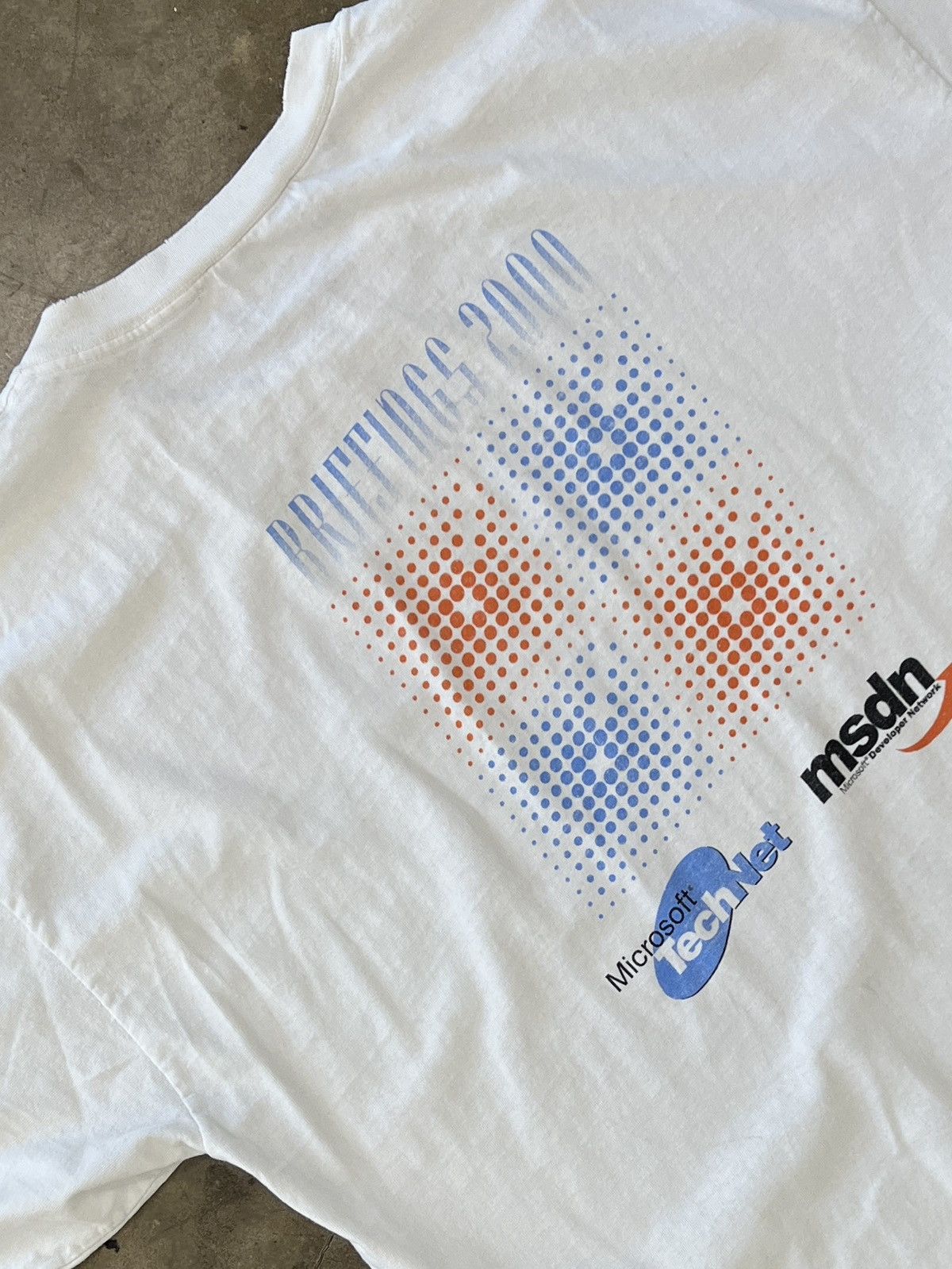 Vintage Vintage 2000s Microsoft Tech Net Tech Tee XL Size US XL / EU 56 / 4 - 1 Thumbnail