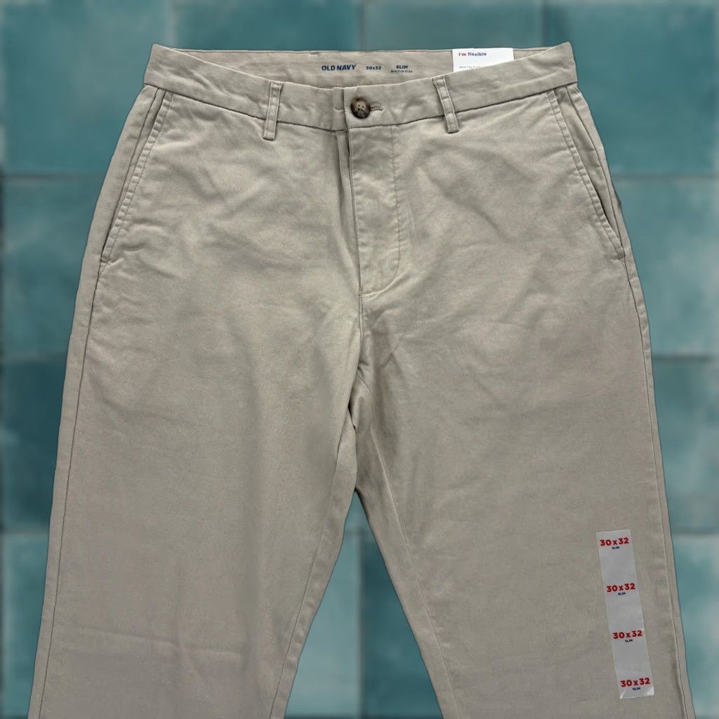 Old Navy Old Navy Pants Mens 30x32 Khaki Slim Built-In Flex Chino Casual Preppy Size US 30 / EU 46 - 1 Thumbnail