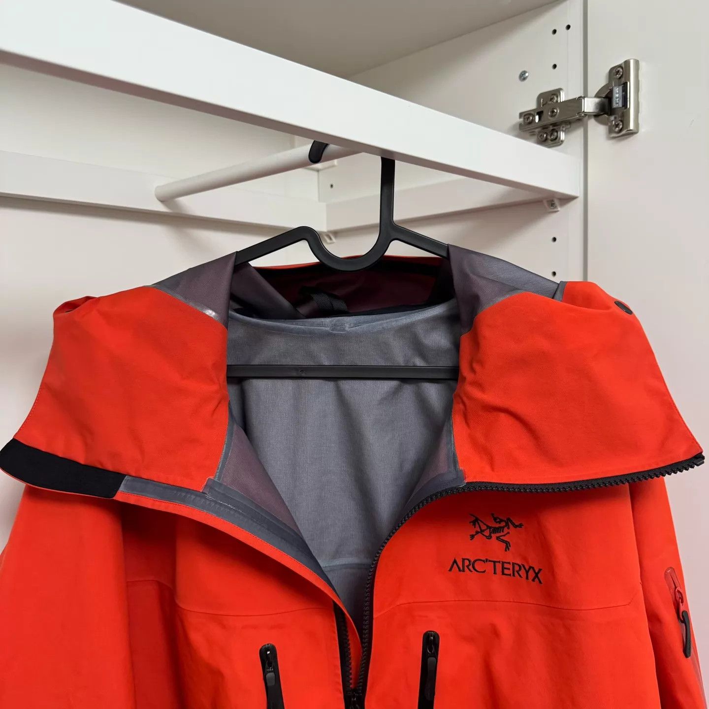 Arc'teryx Arc'teryx Alpha SV Jacket 7th Gen GORE-TEX Pro XL 98 New Size US XL / EU 56 / 4 - 6 Thumbnail