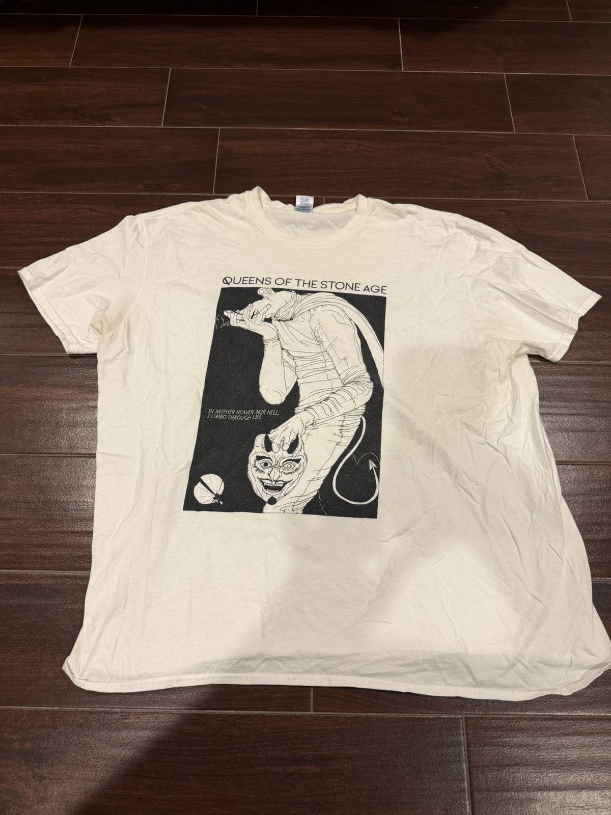 Gildan Queens of the Stone Age 2017 Tour Tee 2XL Size US XXL / EU 58 / 5 - 1 Thumbnail