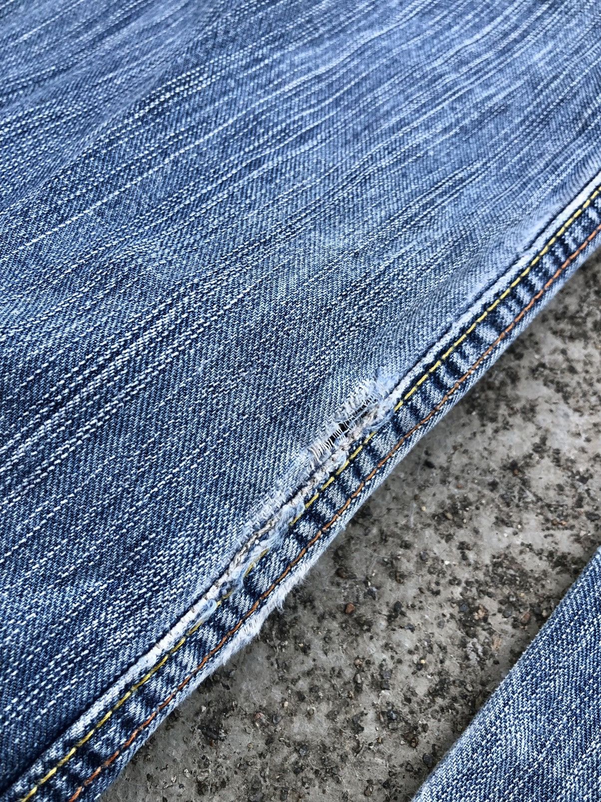 Edwin FLARED VINTAGE EDWIN DISTRESSED DENIM Size US 31 - 7 Thumbnail