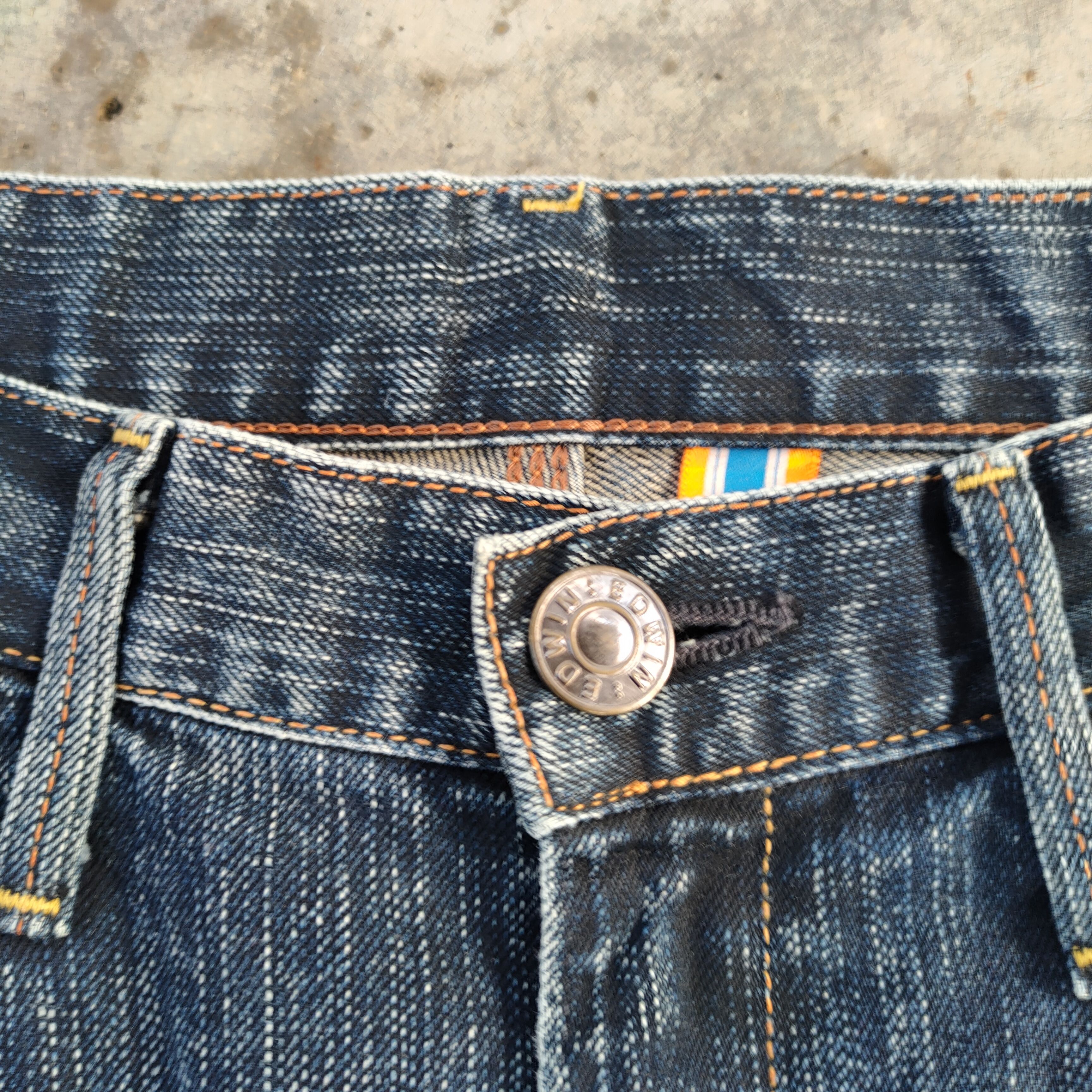 Edwin Edwin Twist leg vintage faded ripped jeans denim pants Size US 35 - 4 Thumbnail