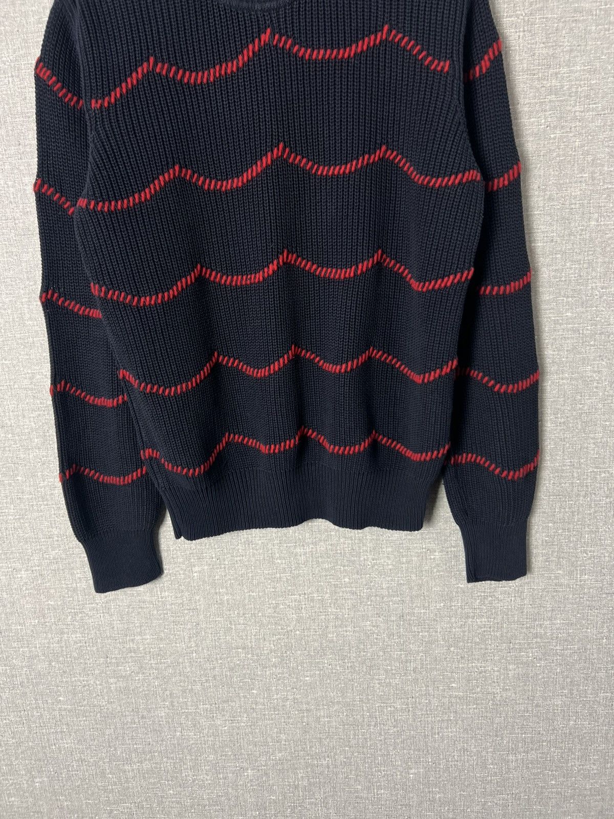 Maison Kitsune Maison Kitsune Crew Navy Sweater Red Wave Hand Embroidered Size M / US 6-8 / IT 42-44 - 4 Thumbnail