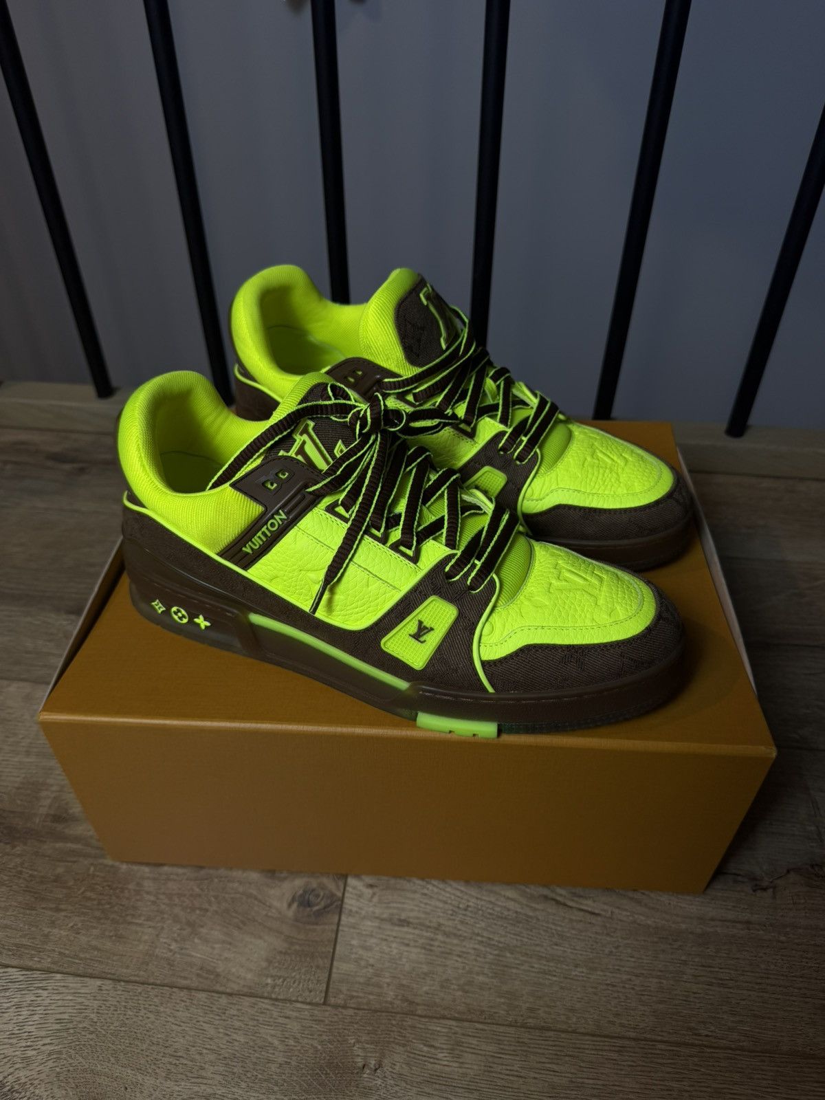 Louis Vuitton Louis Vuitton Trainers Size US 11 / EU 44 - 1 Thumbnail