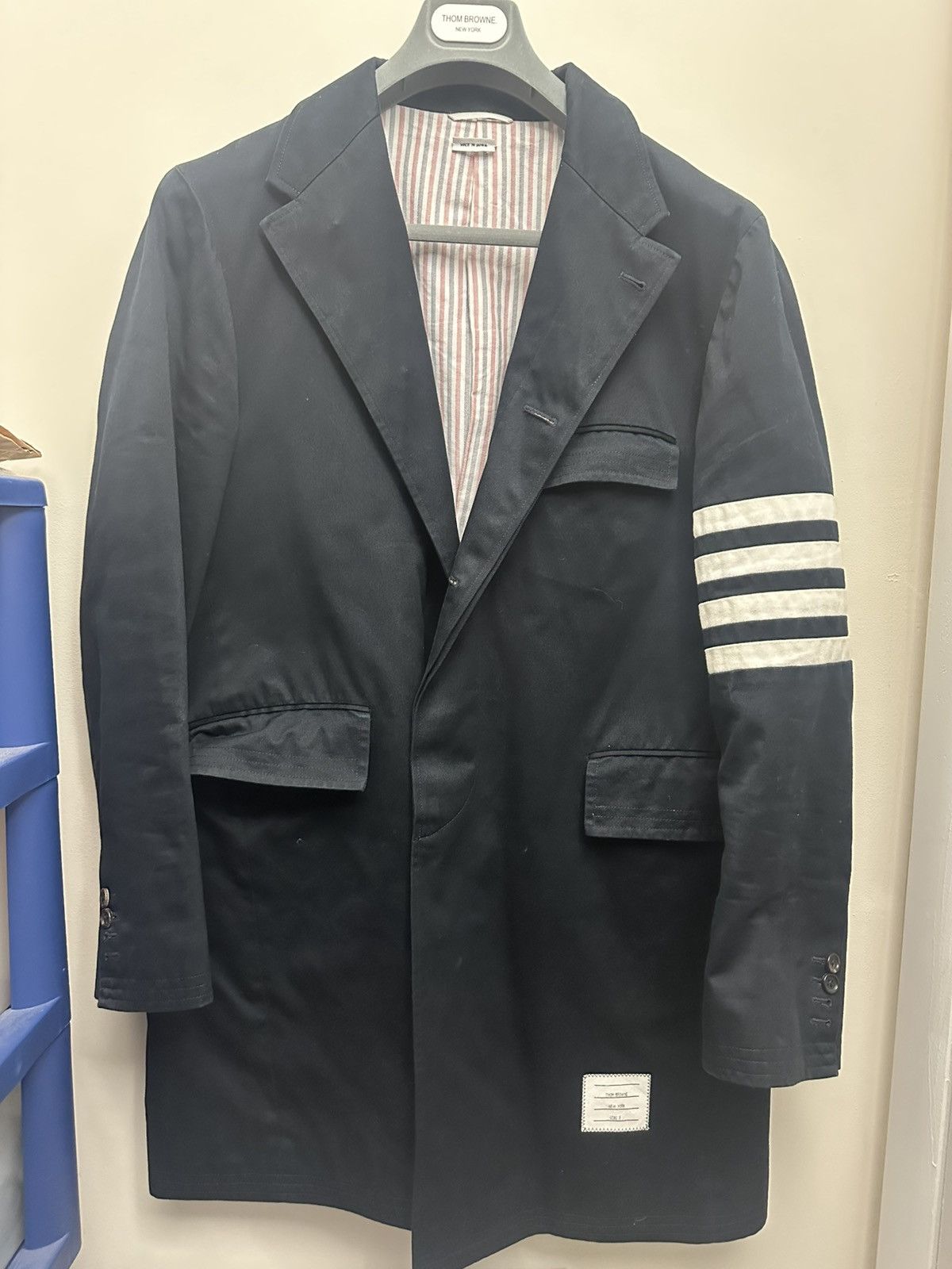 Thom Browne Thom Browne navy chesterfield jacket sz 3 Size US L / EU 52-54 / 3 - 1 Thumbnail