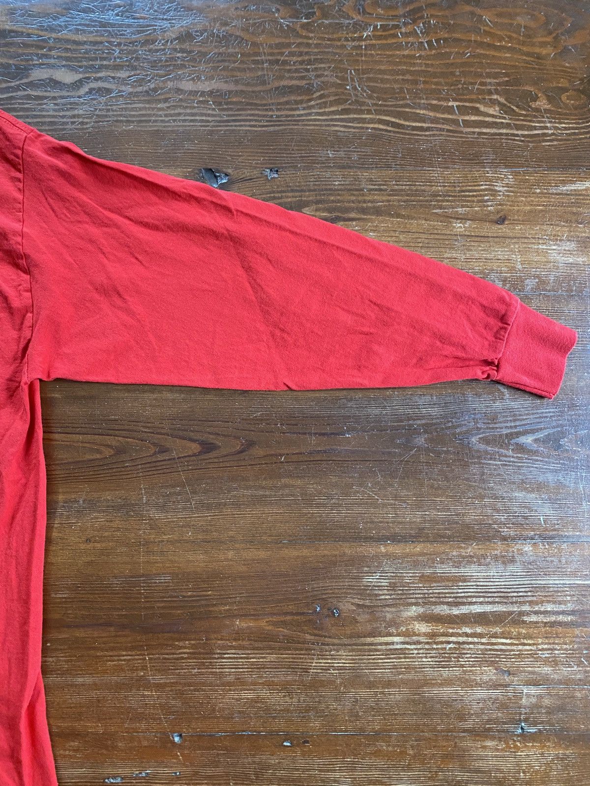 Sessions × Vintage Vintage ‘01 Y2K Sessions Spellout Red Long Sleeve Tee Shirt Size US L / EU 52-54 / 3 - 14 Thumbnail