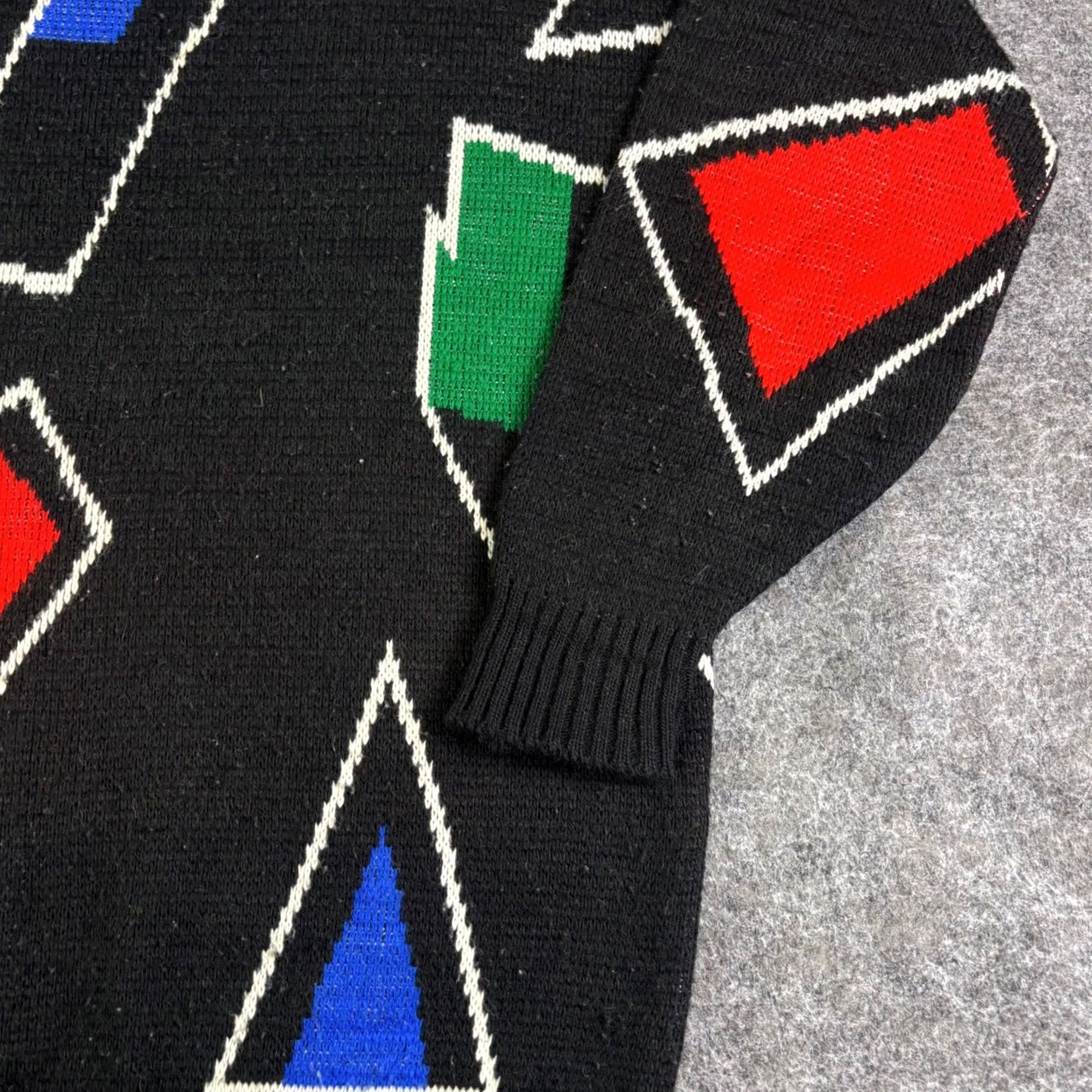 Etro VINTAGE Clifton Place Knits Geometric Sweater Mens XL Black 80s Retro USA Size US XL / EU 56 / 4 - 6 Thumbnail