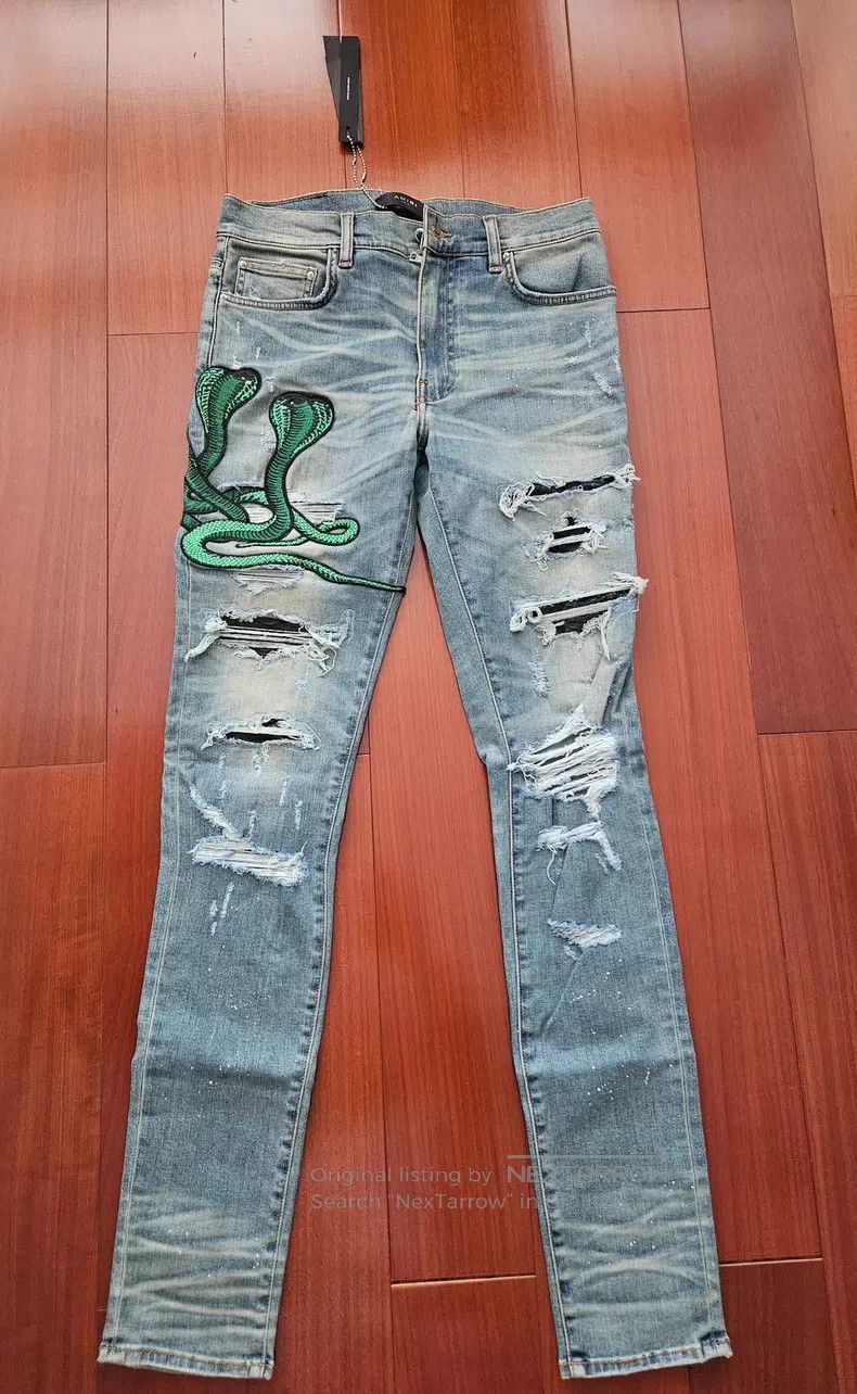 Amiri Amiri Size 32 Classic embroidered badge stitching jeans Size US 32 / EU 48 - 1 Thumbnail