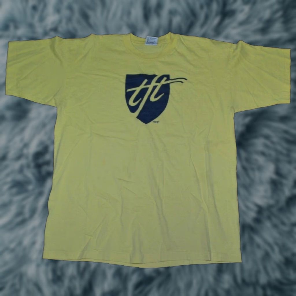 Vintage VINTAGE Bayside T-Shirt XL AFT TFT Toledo Federation of Teachers Union Local 124 Professionals Shirt Men Yellow Short Sleeve 100% Cotton Graphic Tee Size US XL / EU 56 / 4 - 1 Thumbnail
