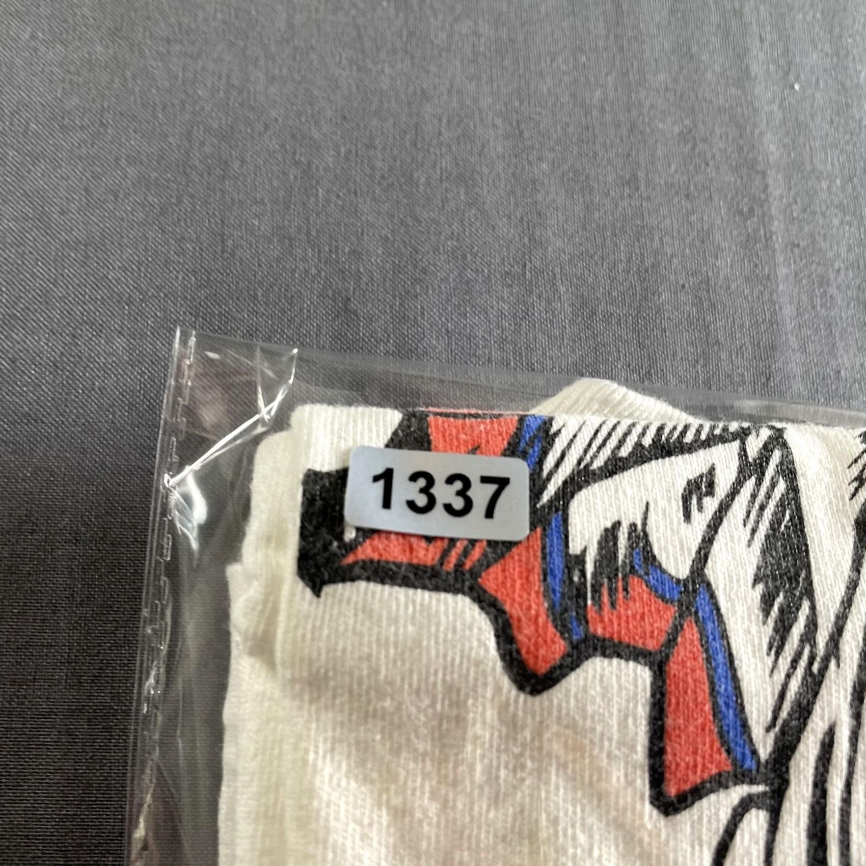 Hanes VINTAGE Circus Clown Shirt Mens Large White Graphic Tee Hanes South St Philadelphia PA Crew Neck Short Sleeve Cotton T-Shirt Size US L / EU 52-54 / 3 - 8 Thumbnail