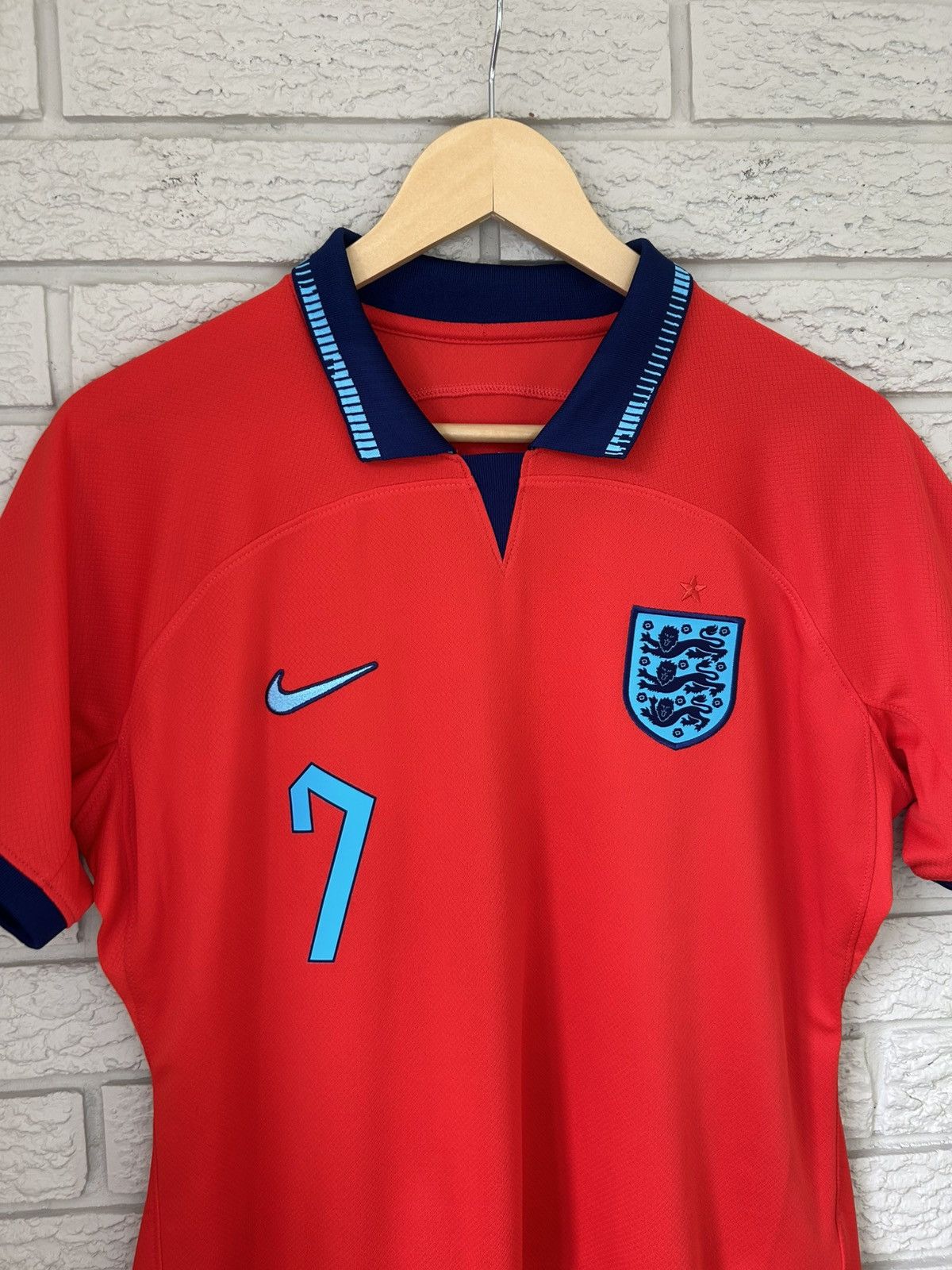 Nike Nike England Grealish 2022 Away Jersey Size US S / EU 44-46 / 1 - 2 Thumbnail