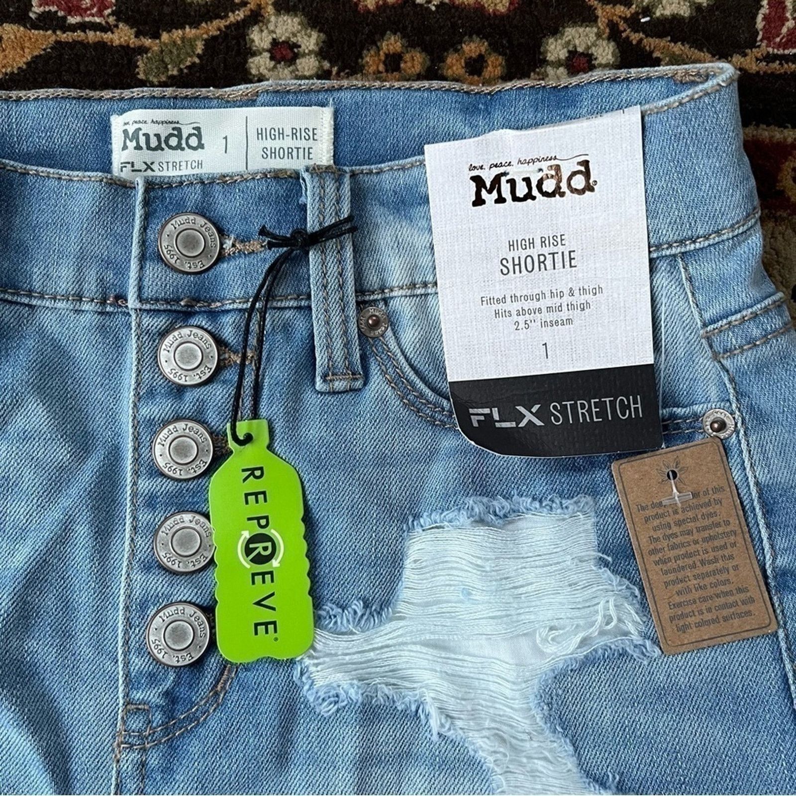 Other MUDD NWT Denim Shorts Button Fly Distressed Women’s 1 Size 25" / US 0 / IT 36 - 2 Thumbnail