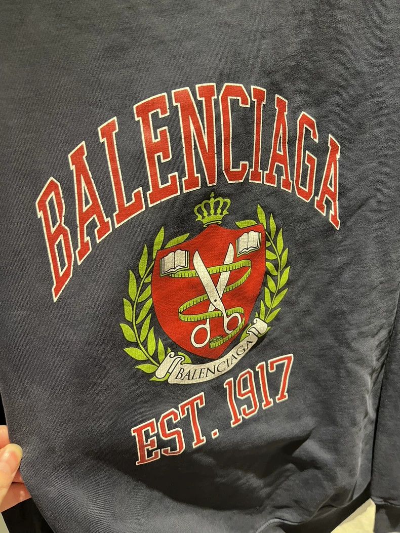 Balenciaga Balenciaga Navy Blue 1917 Crewneck Sweatshirt Size US XS / EU 42 / 0 - 3 Thumbnail