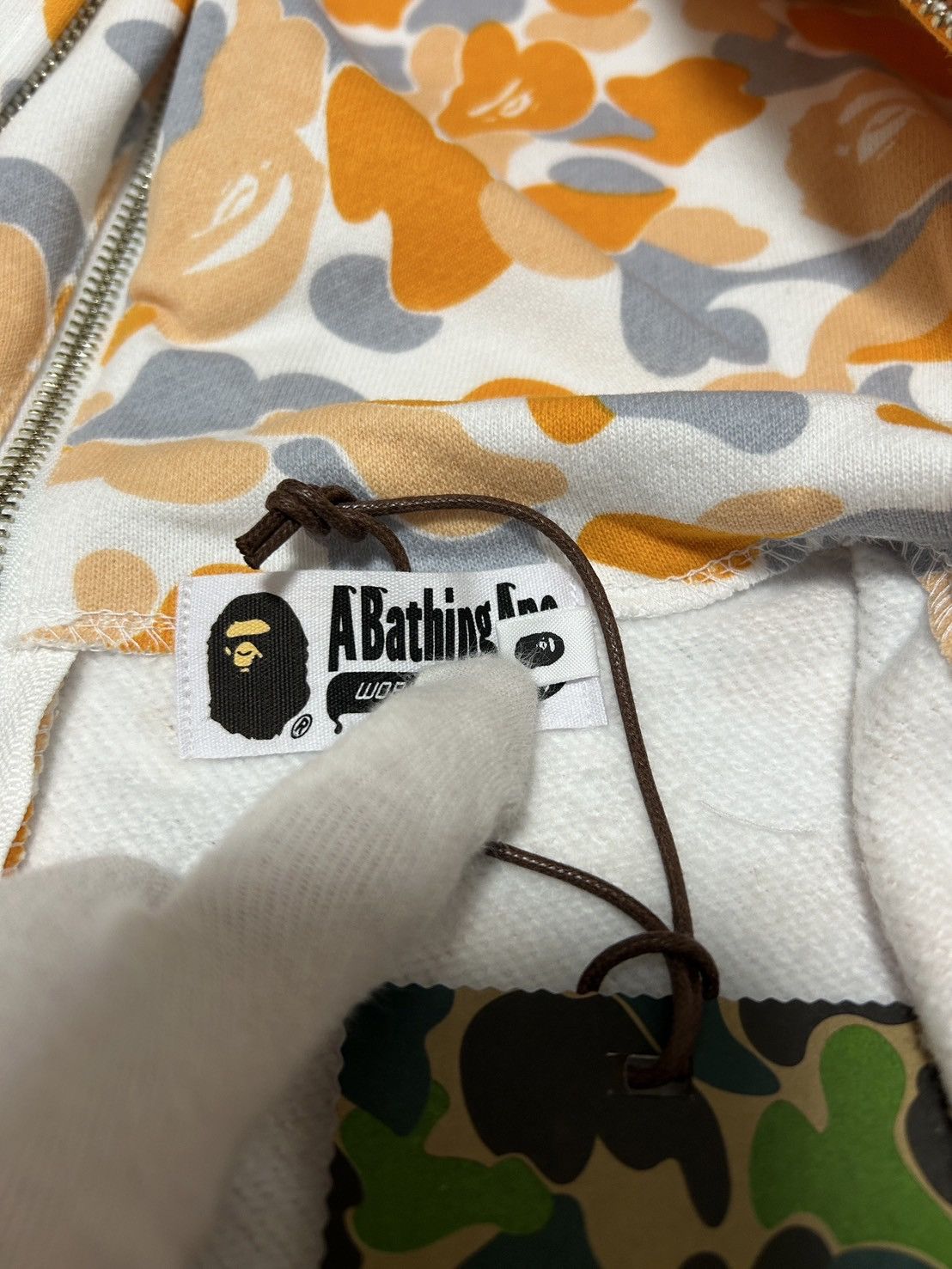 Bape RARE!! Bape Fukuoka Limited Color Camo Shark Full Zip Hoodie Size US L / EU 52-54 / 3 - 9 Thumbnail