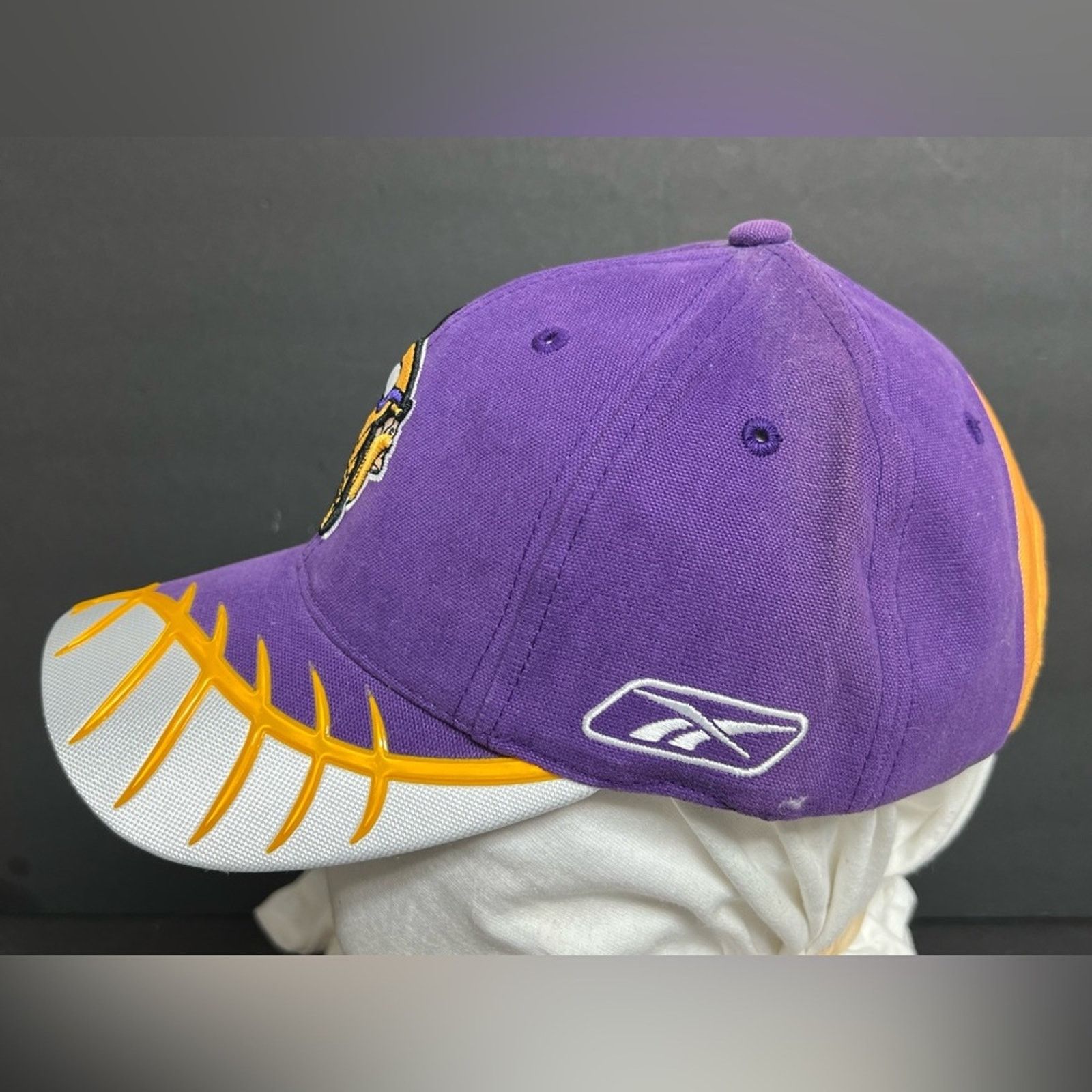 Reebok Vintage Minnesota Vikings Reebok Pro Line Hat Cap Wool Size ONE SIZE - 2 Thumbnail