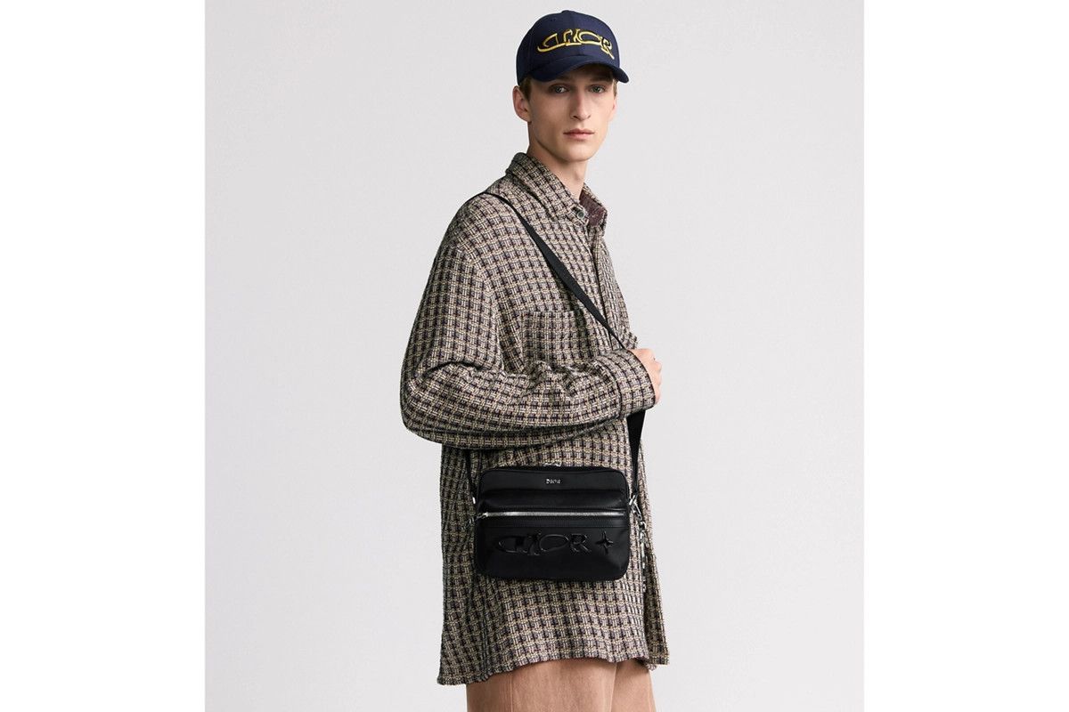 Dior o1bcso1str0226 Size:OS/2.0 Zipped Messenger Bag in Black Size ONE SIZE - 6 Thumbnail
