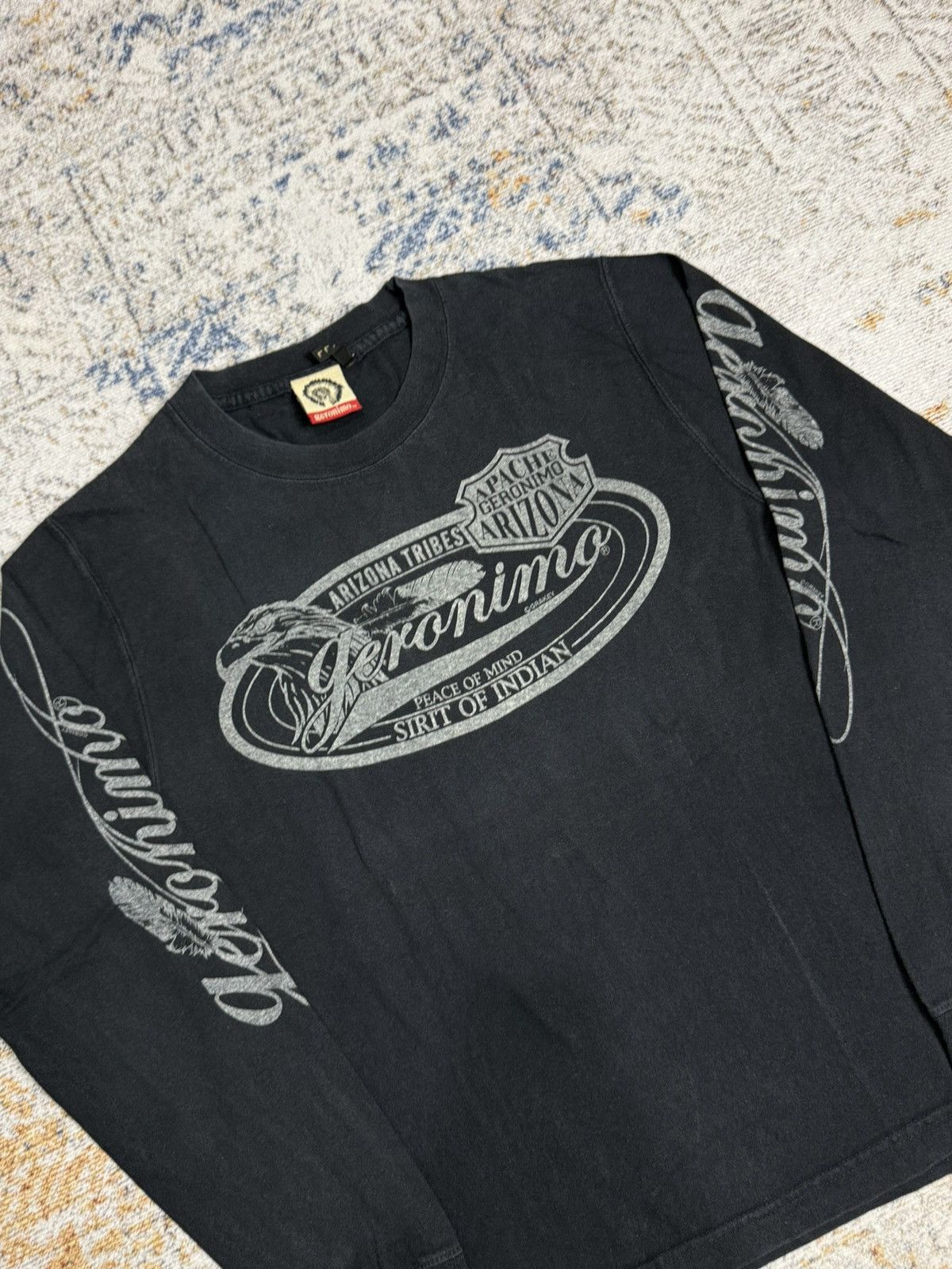 Indian Motorcycle Geronimo indiang art long sleeve Size US M / EU 48-50 / 2 - 2 Thumbnail