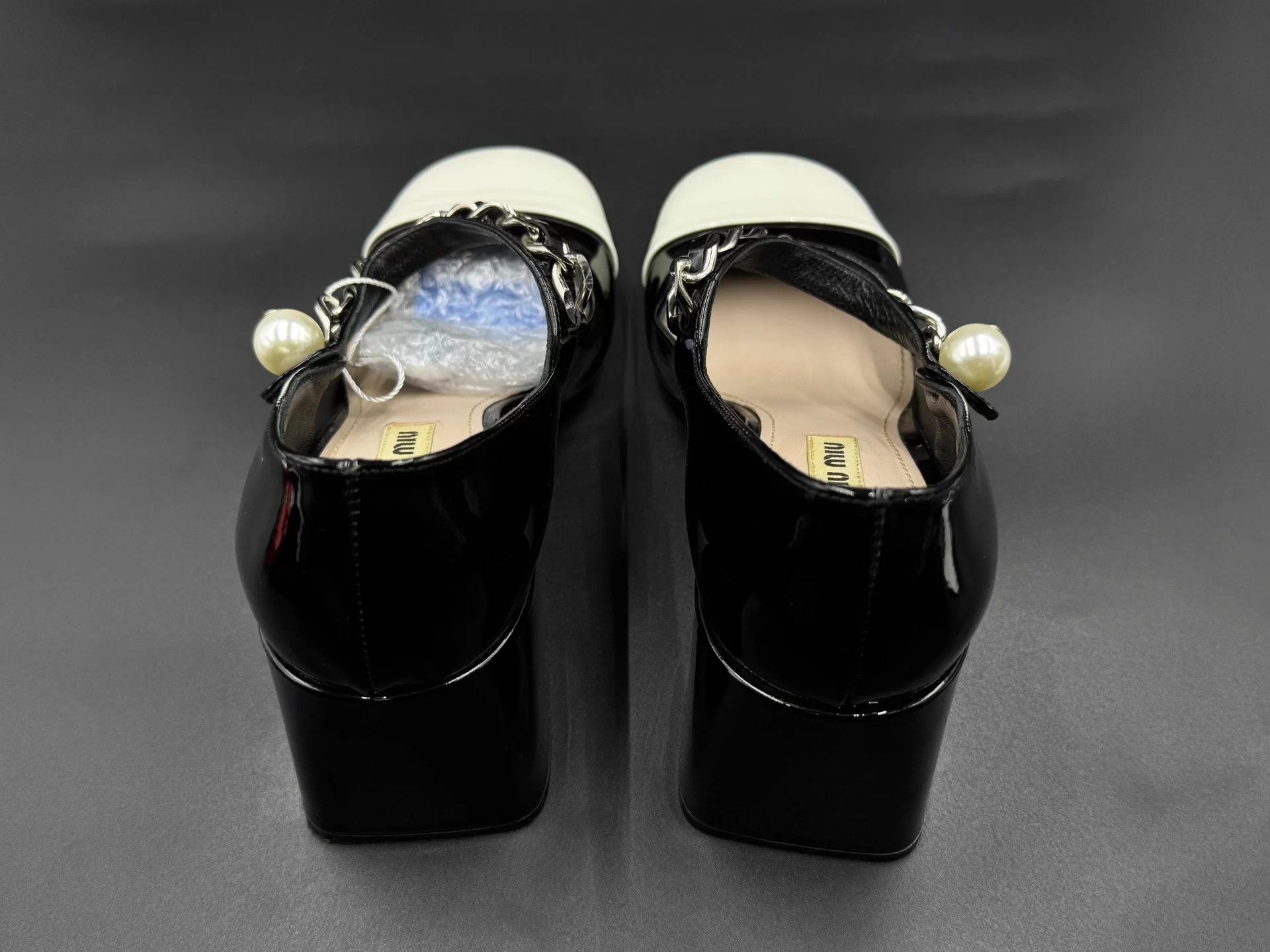 Miu Miu MIU MIU black round toe buckle 6.5cm block heel Size US 4.5 / IT 34.5 - 5 Thumbnail