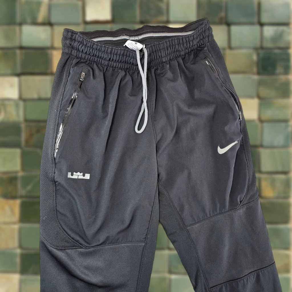 Nike Lebron Nike Hyper Elite Training Sweatpants Mens M Black Fleece 27 in Inseam Athletic Pants Nike Elite Size US 31 - 1 Thumbnail