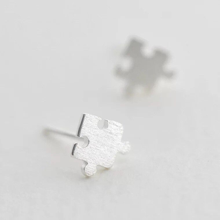 Jewelry New Design Earrings One Pairs Chrome Jewelry Size ONE SIZE - 1 Thumbnail
