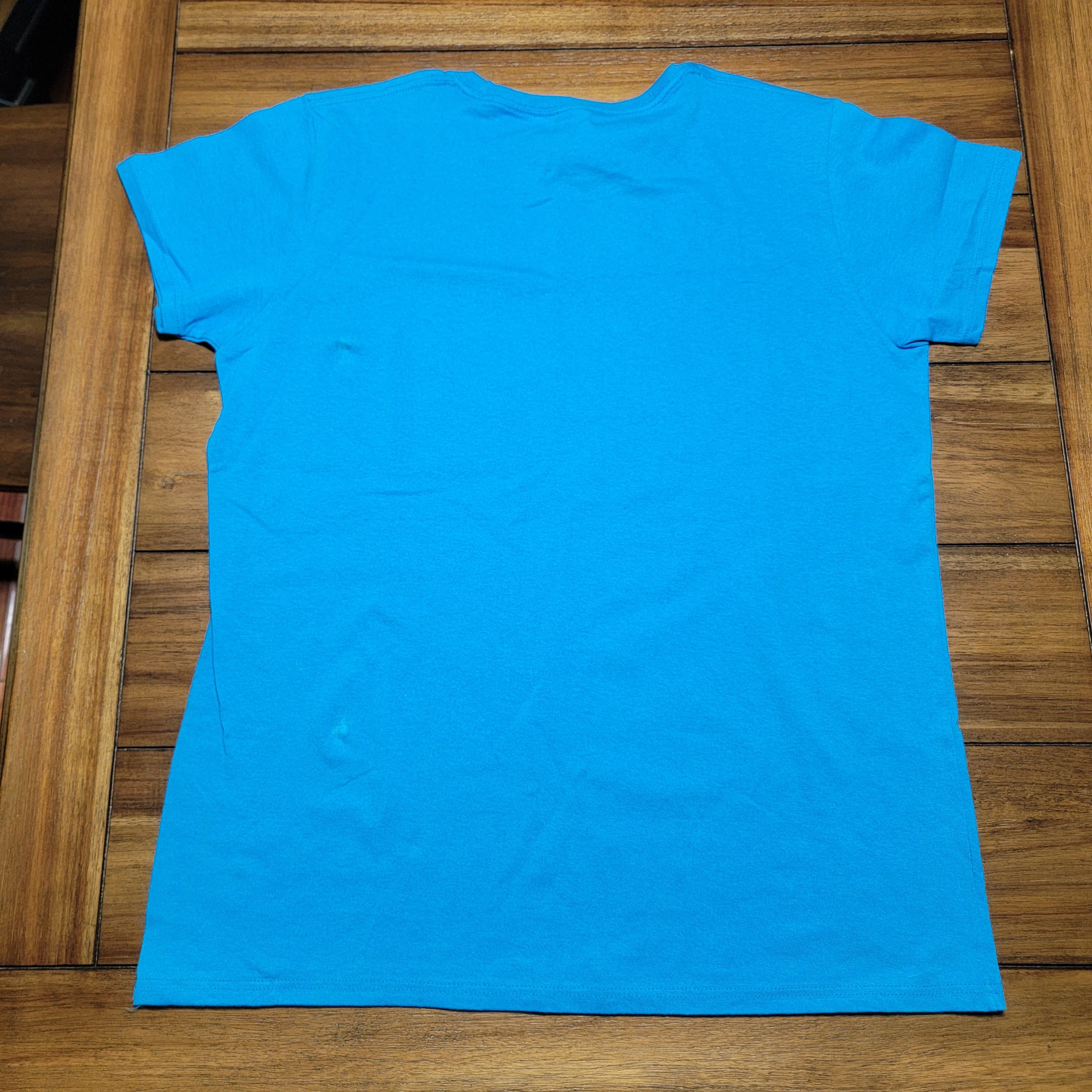 Gildan NRA "This Girl Doesn't Retreat..." SS Tee - Ladies XL Size XL / US 12-14 / IT 48-50 - 3 Thumbnail
