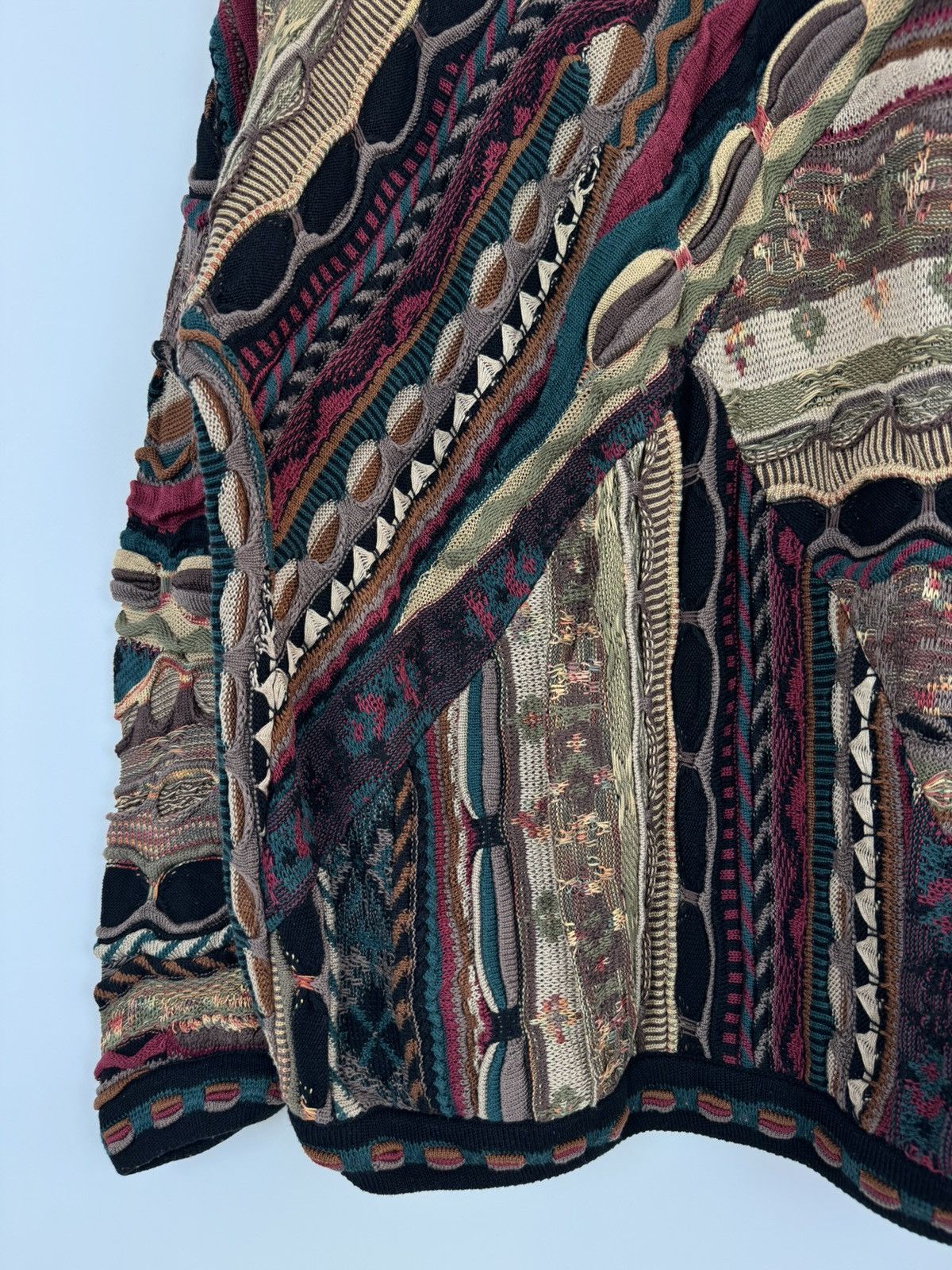 Tundra Canada Vintage Tundra Canada Abstract Knitted Coogi Style Sweater Size US L / EU 52-54 / 3 - 6 Thumbnail