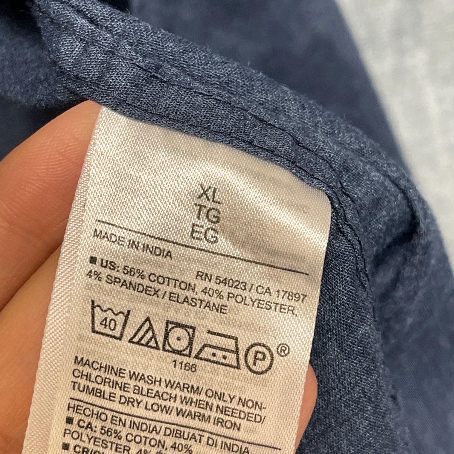 Old Navy Old Navy Shirt Mens XL Gray Everyday Cotton Built In Flex Regular Fit Button Up Size US XL / EU 56 / 4 - 7 Thumbnail