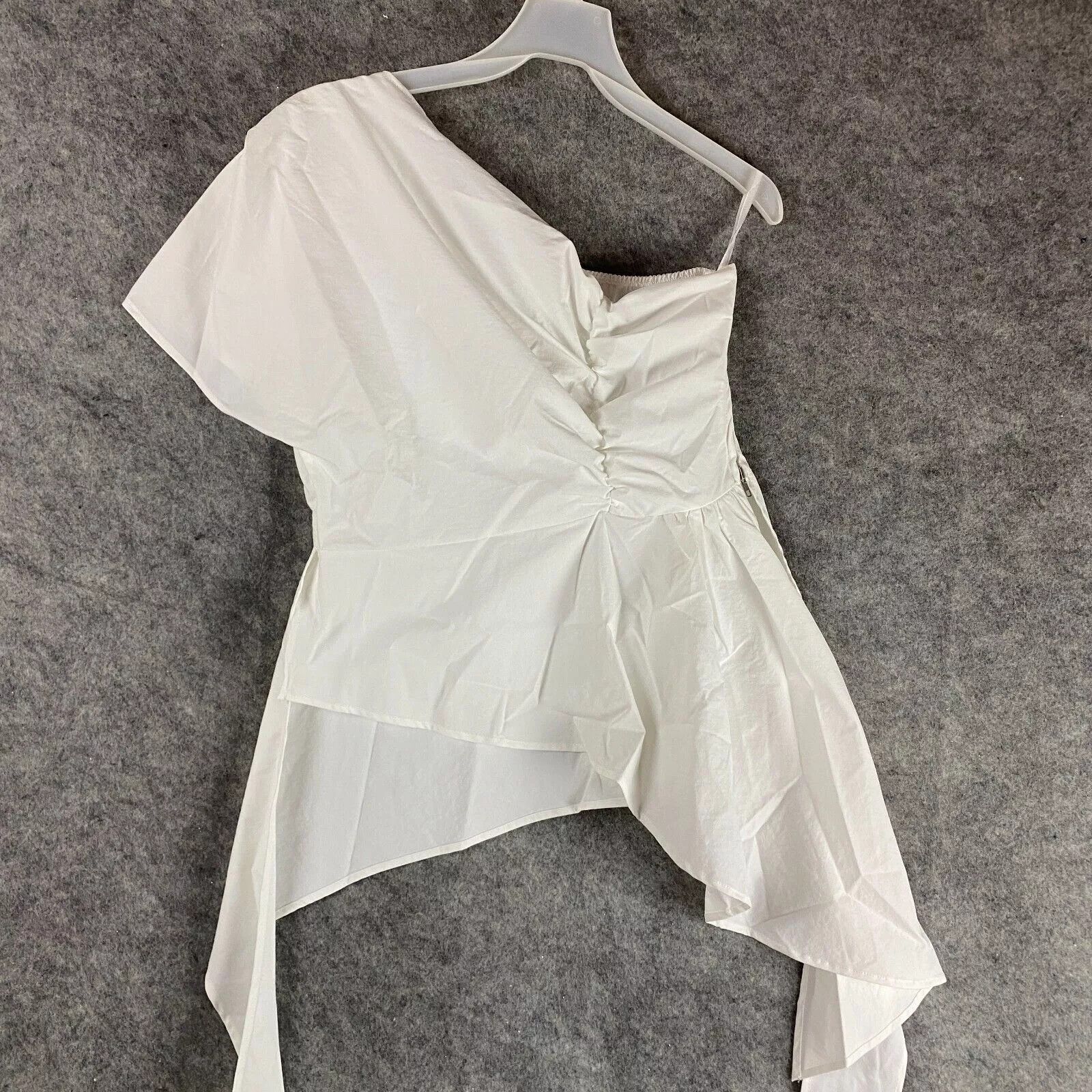 Other Koandaily Blouse XL Women's NWT White One Sleeve Polyester Size XL / US 12-14 / IT 48-50 - 1 Thumbnail