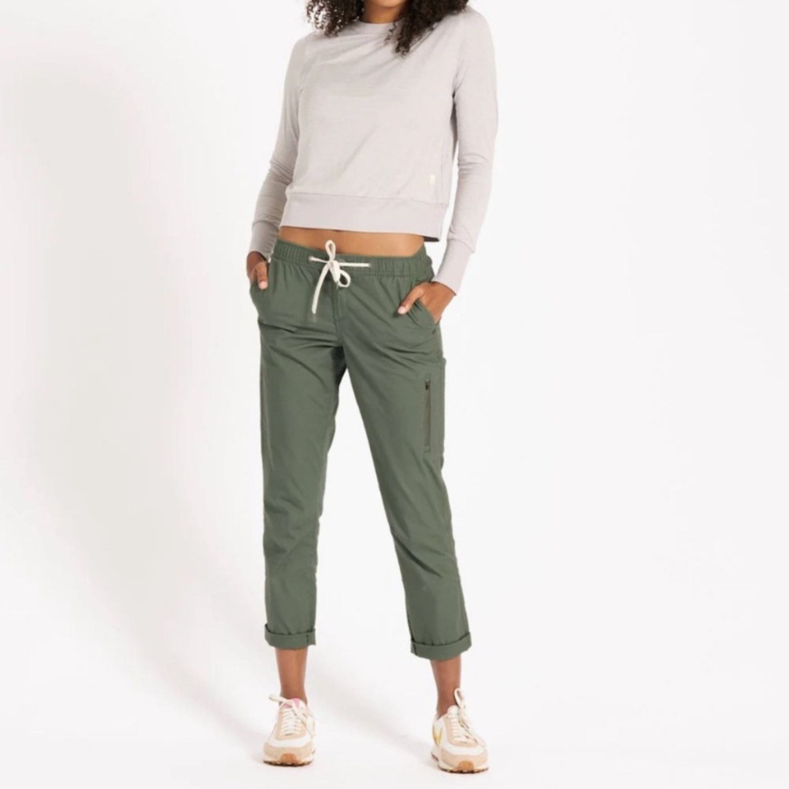 Vuori VUORUI $98 Womens Ripstop Pant Olive Small EUC Size 30" / US 8 / IT 44 - 4 Thumbnail