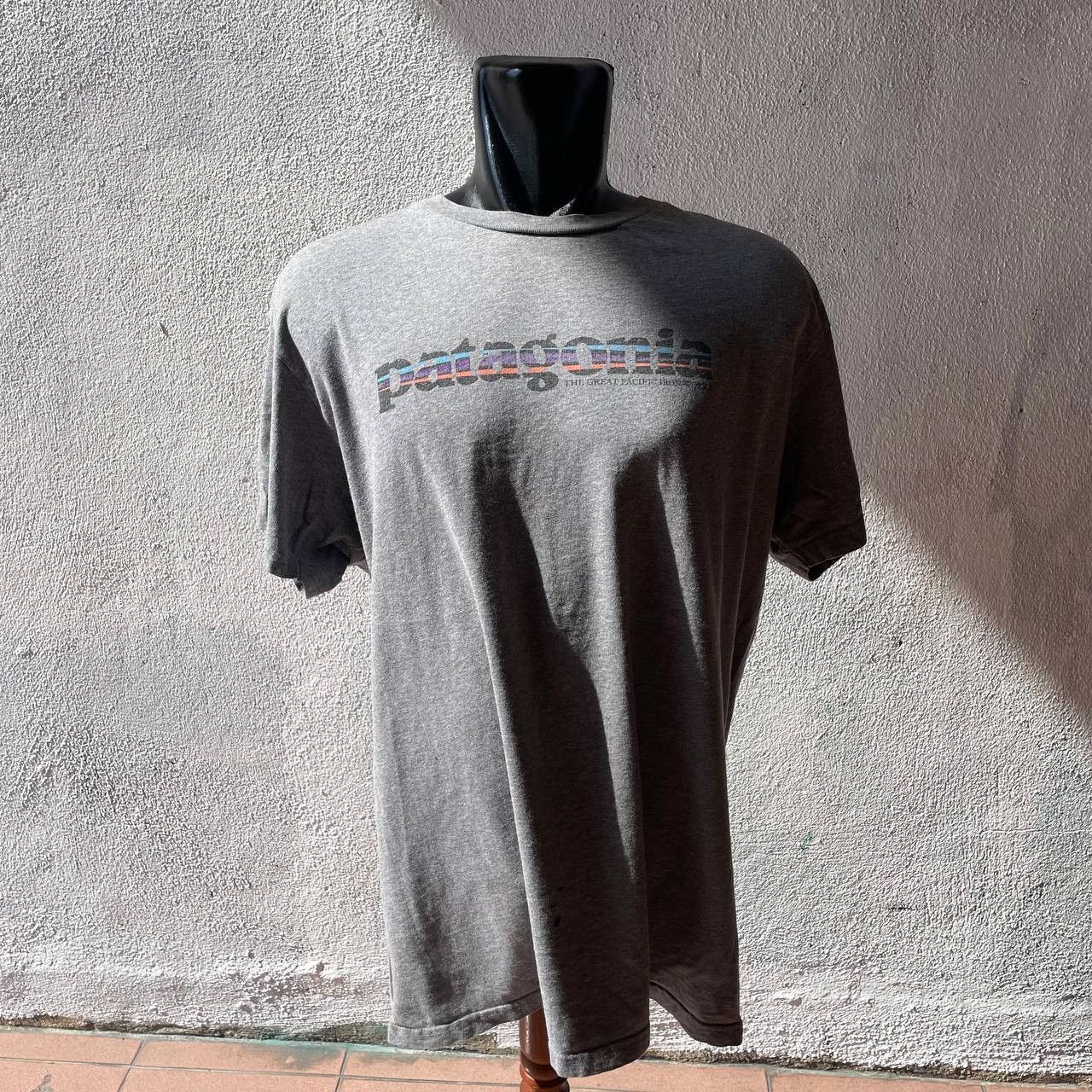 Patagonia PATAGONIA SPELL OUT OUTDOOR TSHIRT Size US XXL / EU 58 / 5 - 1 Thumbnail
