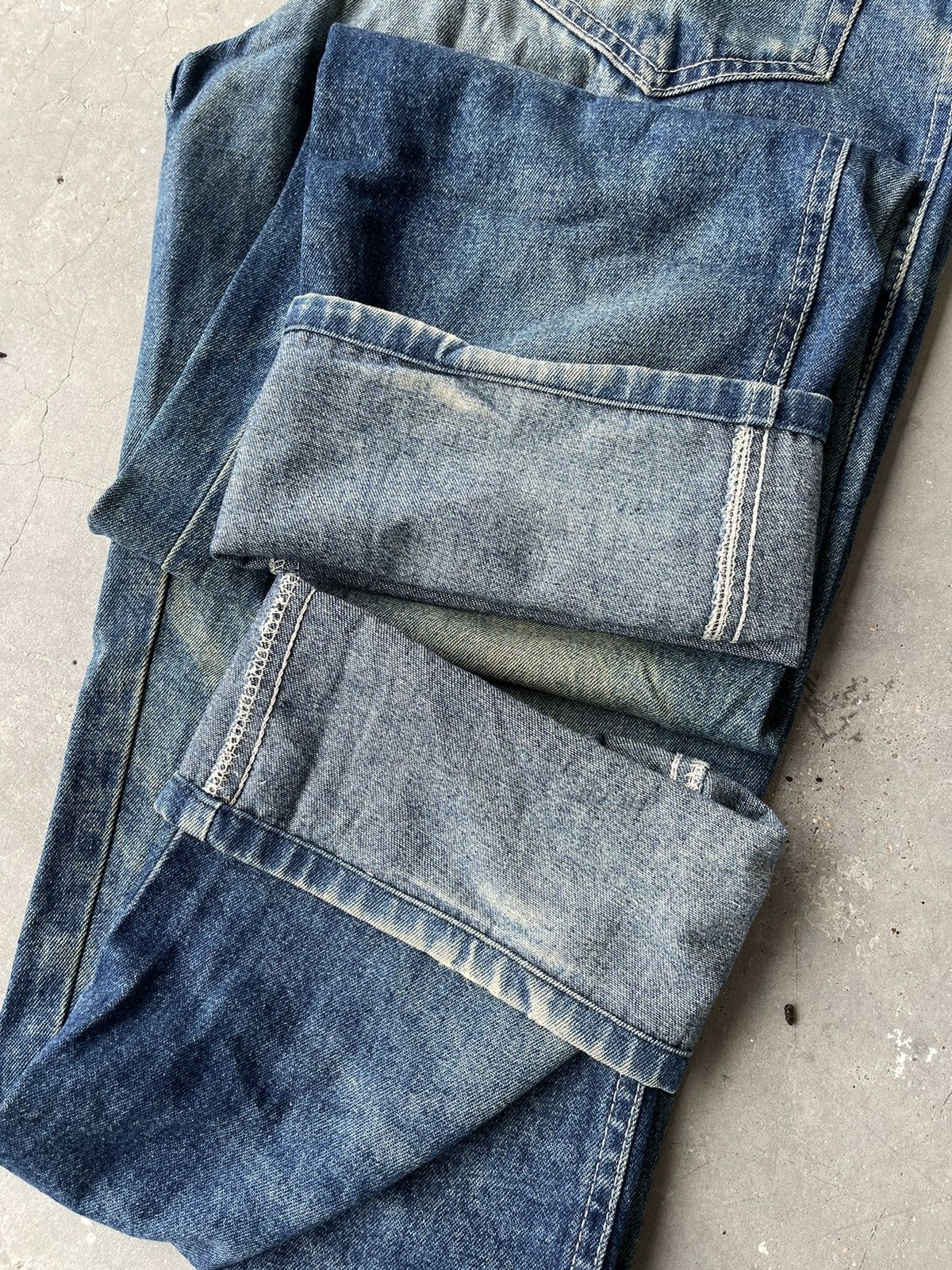 Givenchy Givenchy Faded Denim Jeans Made In Italy Size US 30 / EU 46 - 11 Thumbnail