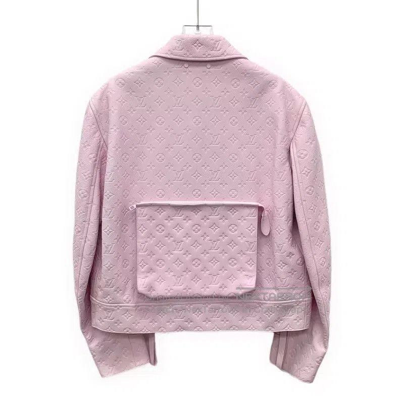 Louis Vuitton Louis Vuitton Pink logo presbyopic embossed full print cow Size US S / EU 44-46 / 1 - 2 Thumbnail
