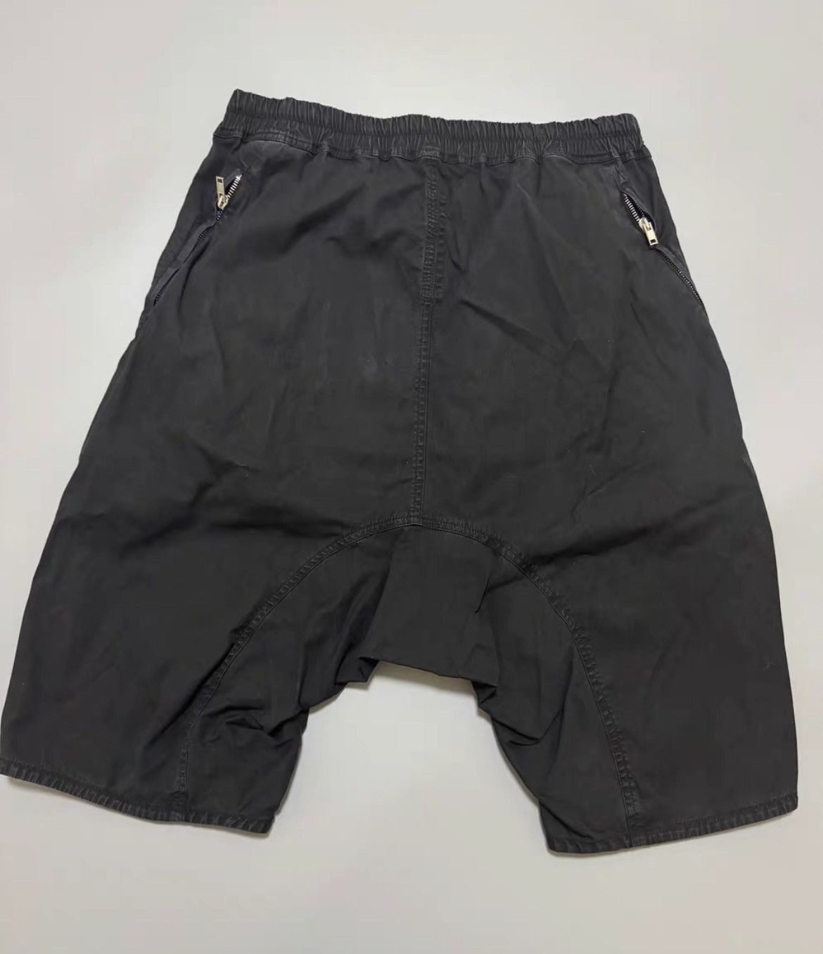 Rick Owens Rick Owens Pant split shorts-2506 Size US 40 / EU 56 - 2 Thumbnail