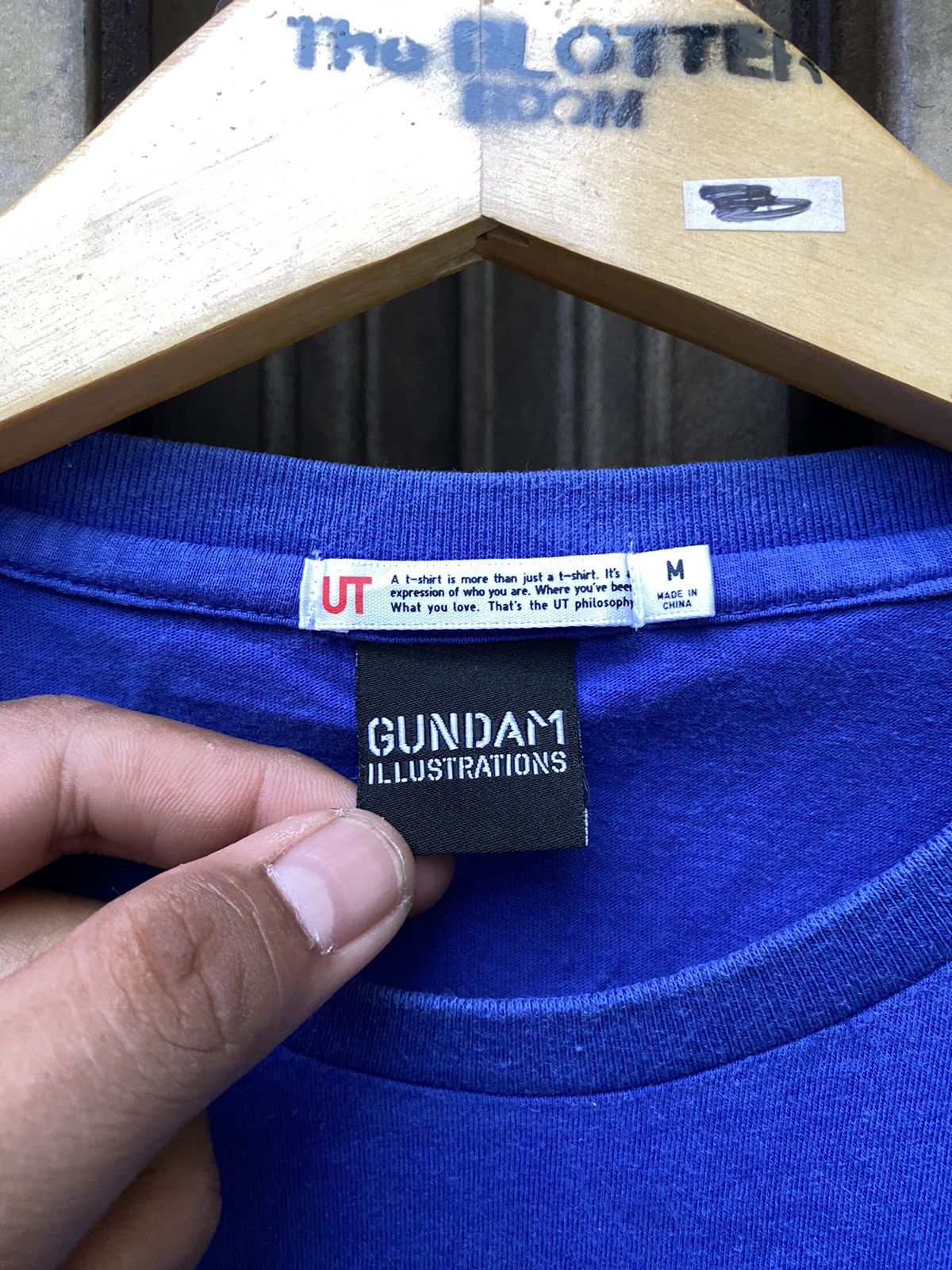 Uniqlo Uniqlo x Gundam Illustrations Tee Size US M / EU 48-50 / 2 - 4 Thumbnail