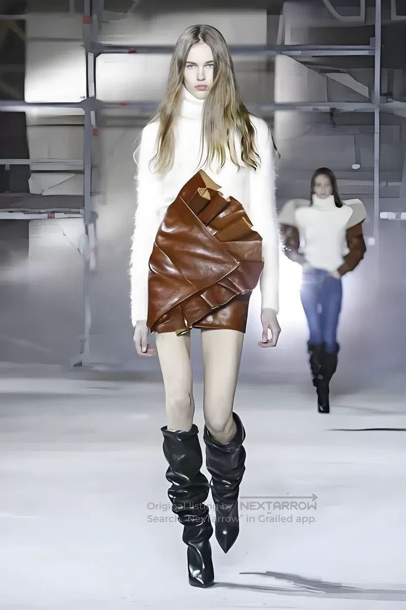 Saint Laurent Paris Saint Laurent Paris White Wool and Mohair High-neck Sweate Size S / US 4 / IT 40 - 7 Thumbnail