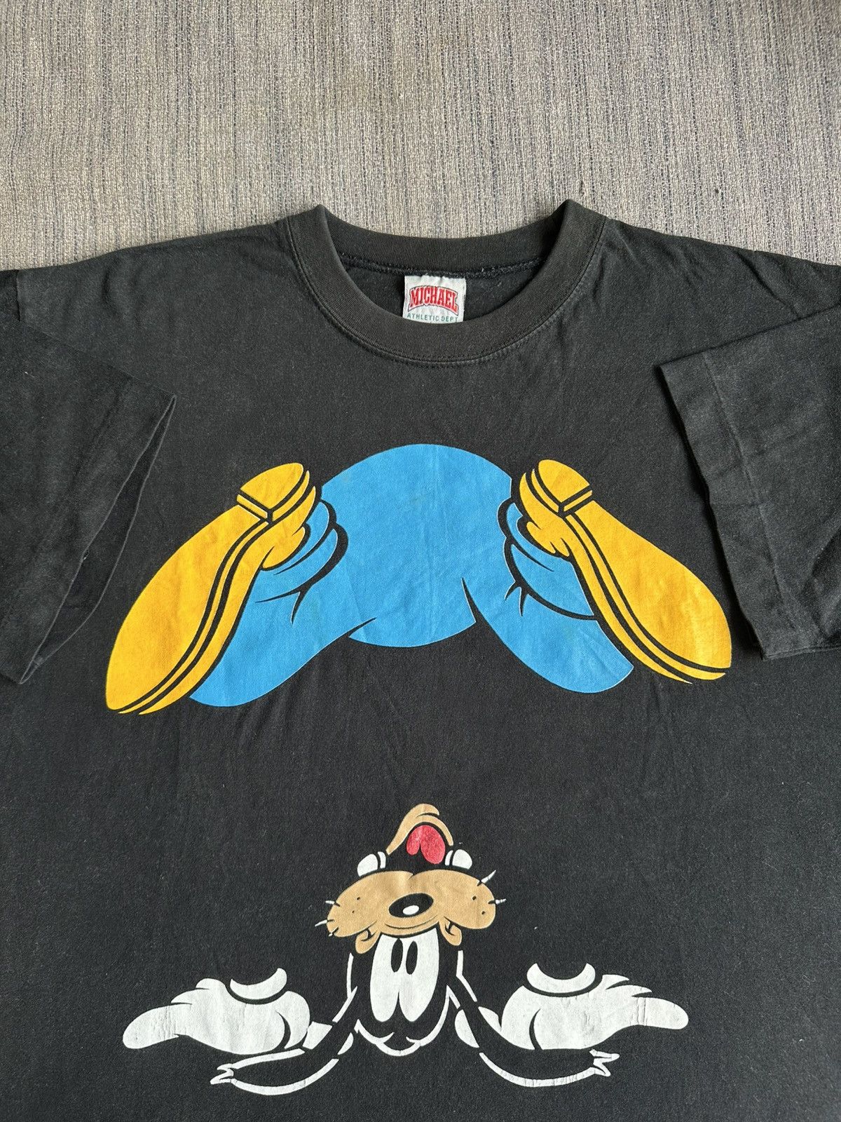 Disney × Mickey Mouse × Vintage Vintage 90’s Goofy Upside Down Disney Cartoon Single Stitch Size US L / EU 52-54 / 3 - 1 Thumbnail