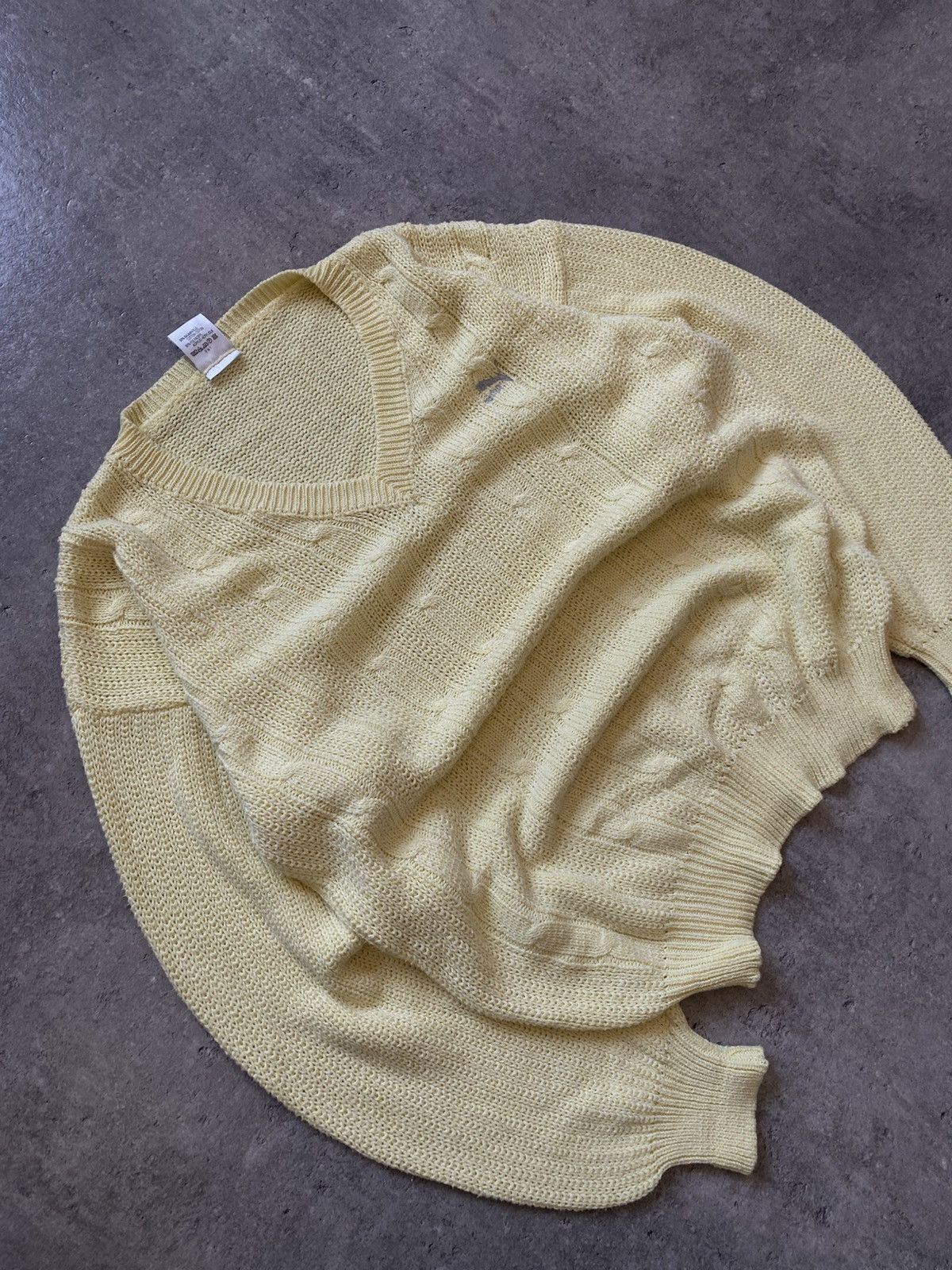 Puma × Vintage Vintage 90’s Puma Speed Cat Lemon Yellow Oversize Sweater V Size US L / EU 52-54 / 3 - 2 Thumbnail