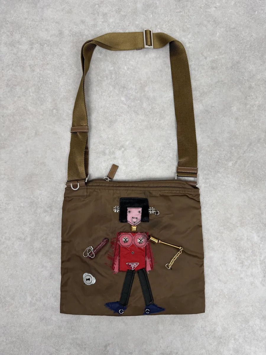 Prada AW2004 Prada Humanoid Brown Nylon Shoulder Bag Size ONE SIZE - 1 Thumbnail