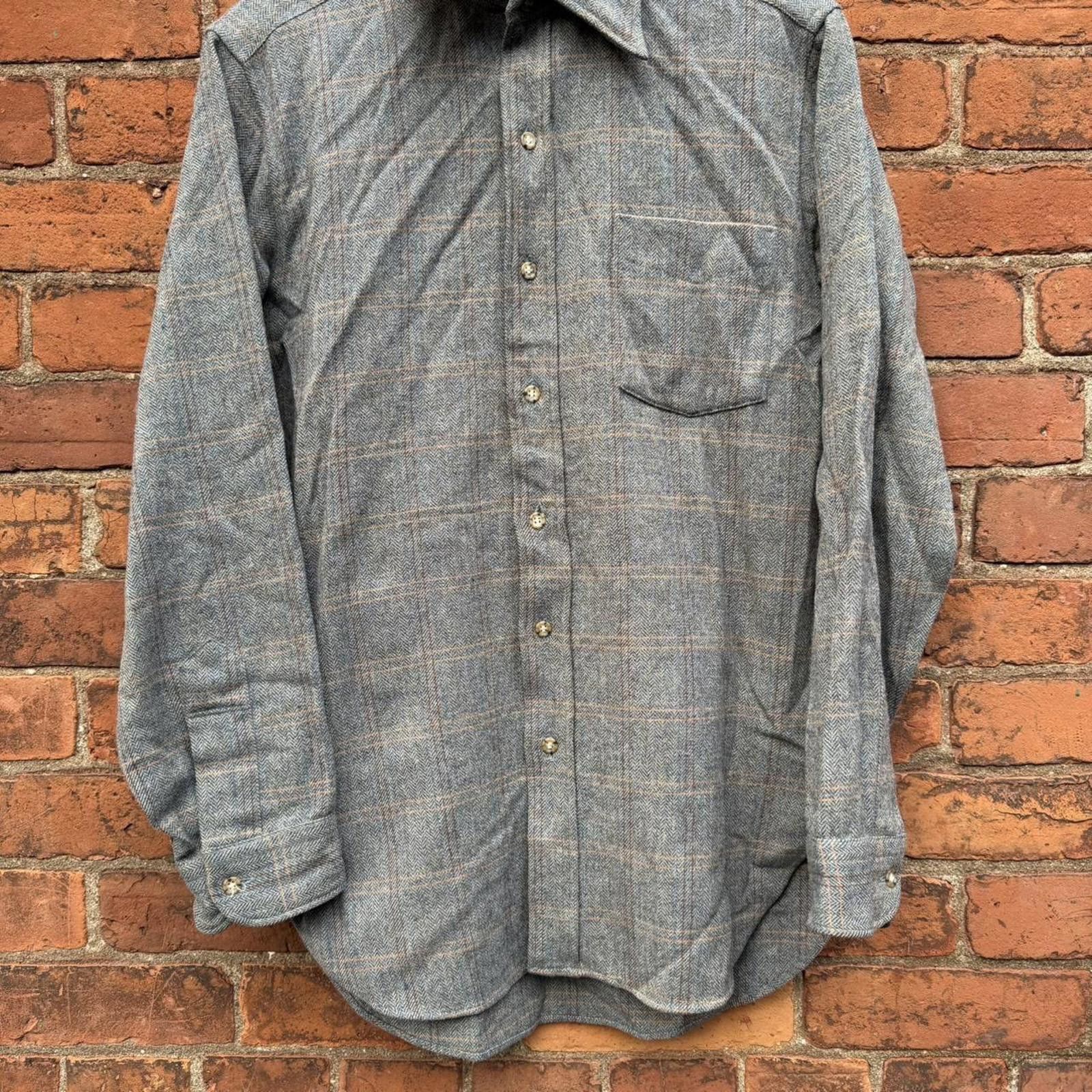 Pendleton Vintage Pendleton 100% virgin wool button up shirt 70s USA S Size US S / EU 44-46 / 1 - 3 Thumbnail