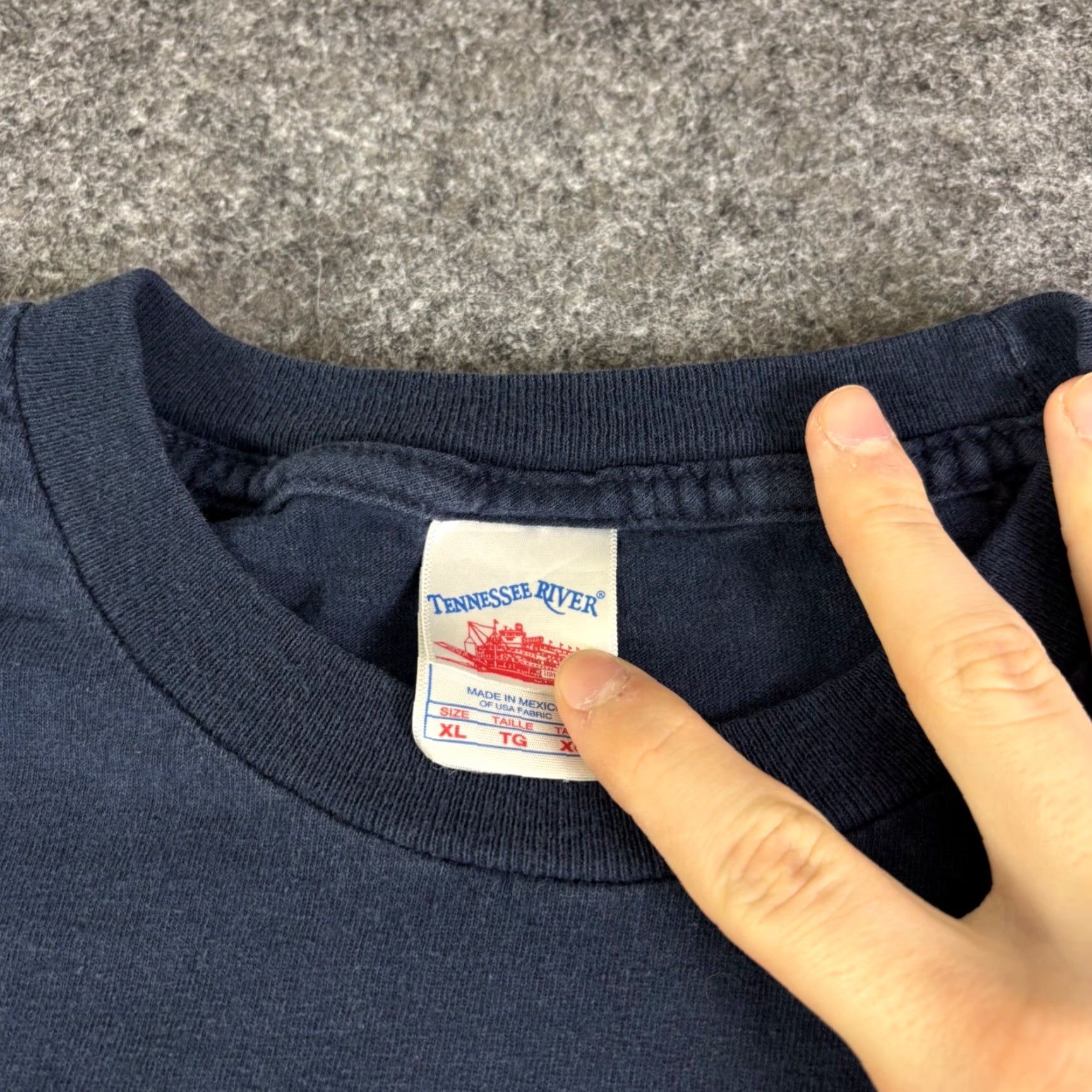 GAS VINTAGE Tennessee River Free Gas Graphic T Shirt Mens XL Navy Blue Funny Fart Joke Tee Size US XL / EU 56 / 4 - 5 Thumbnail